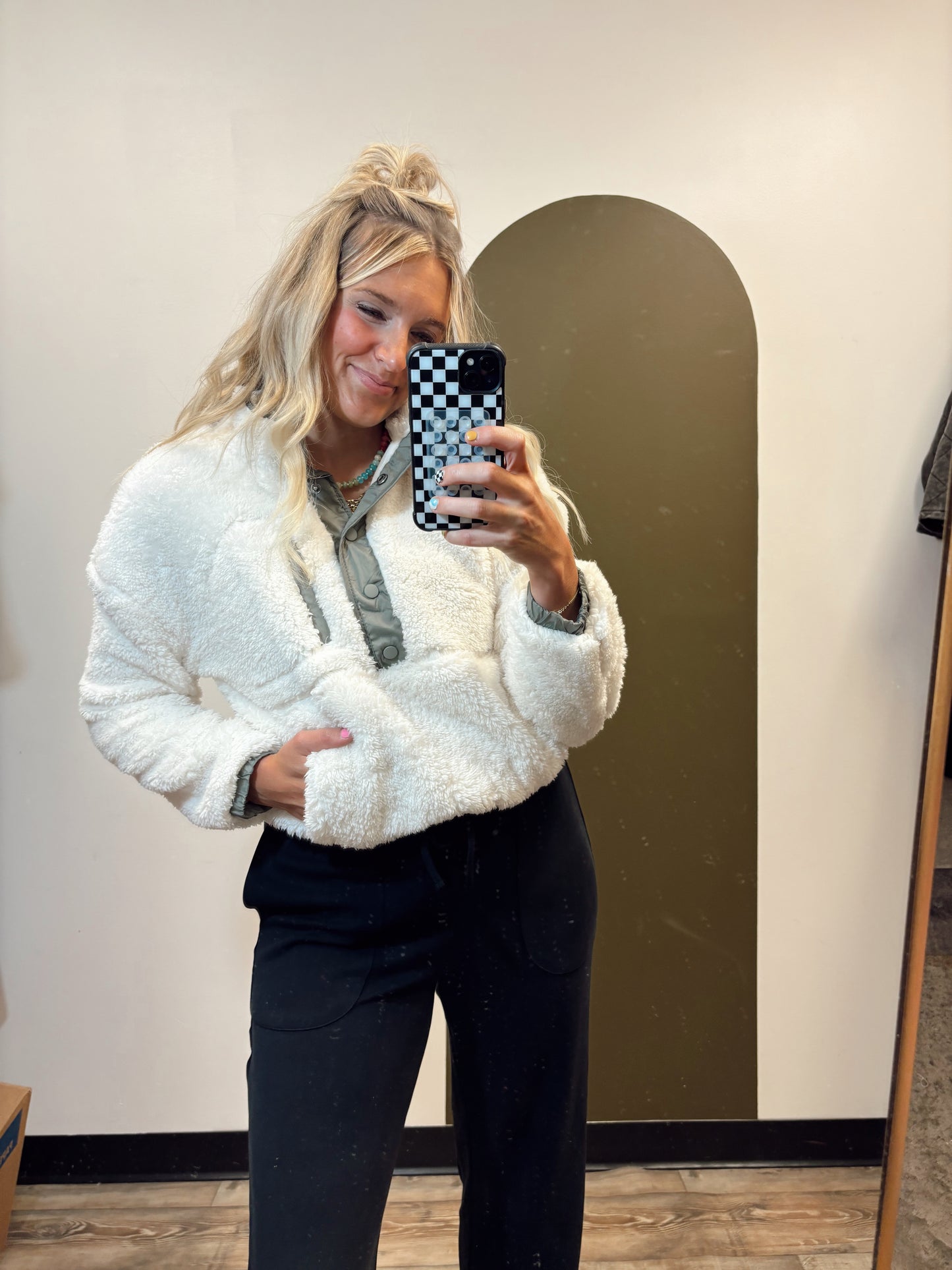 Reese Fuzzy Pullover