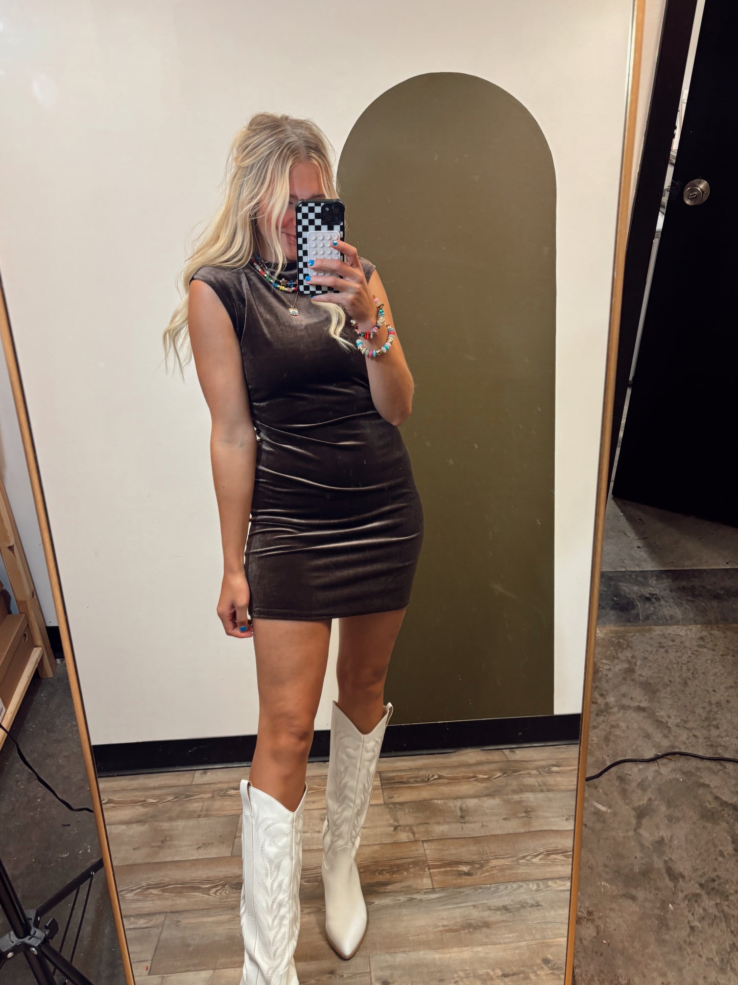 Fall Evening Velvet Dress (Brown)