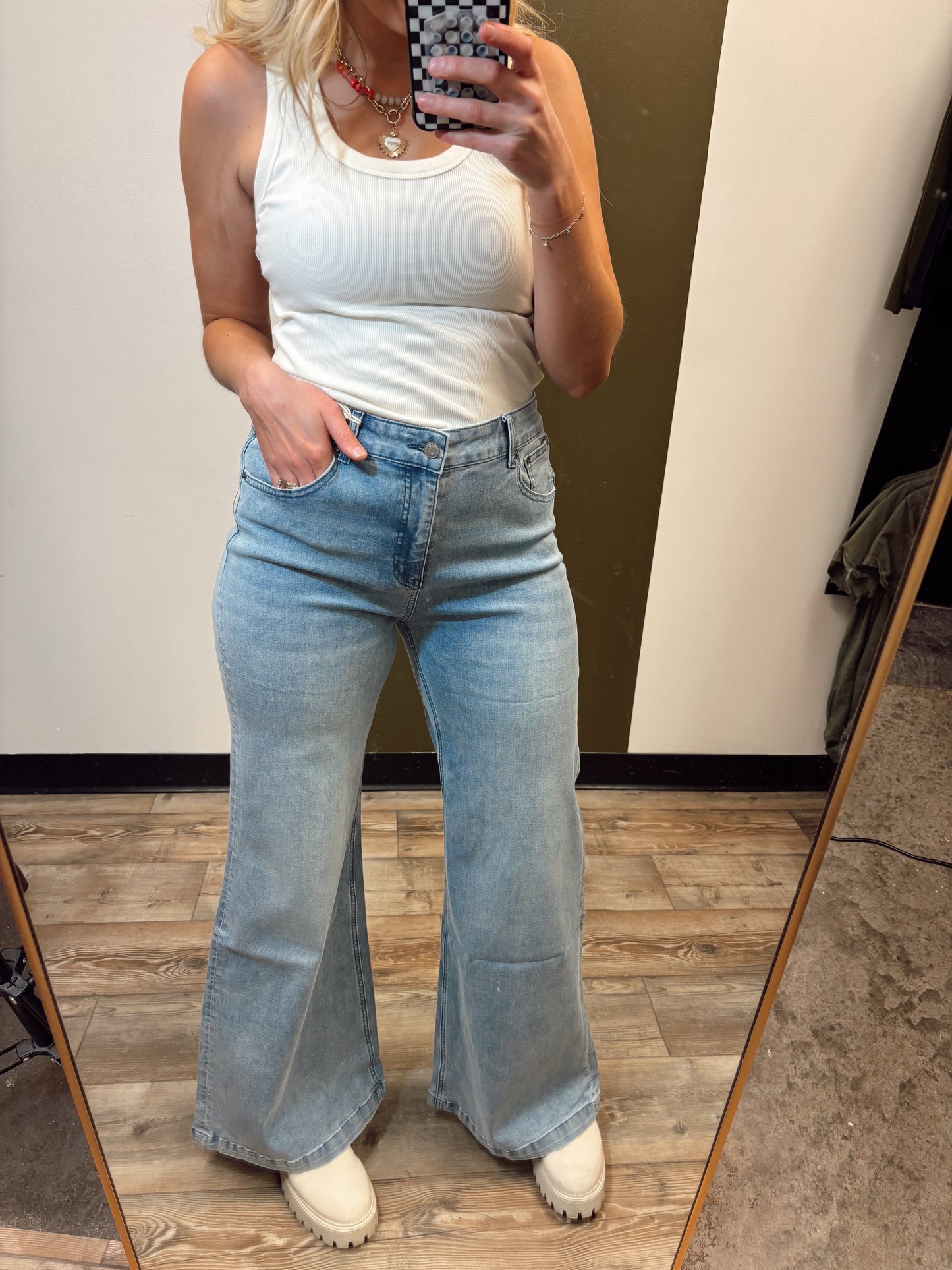 Benny Wide Leg Jean