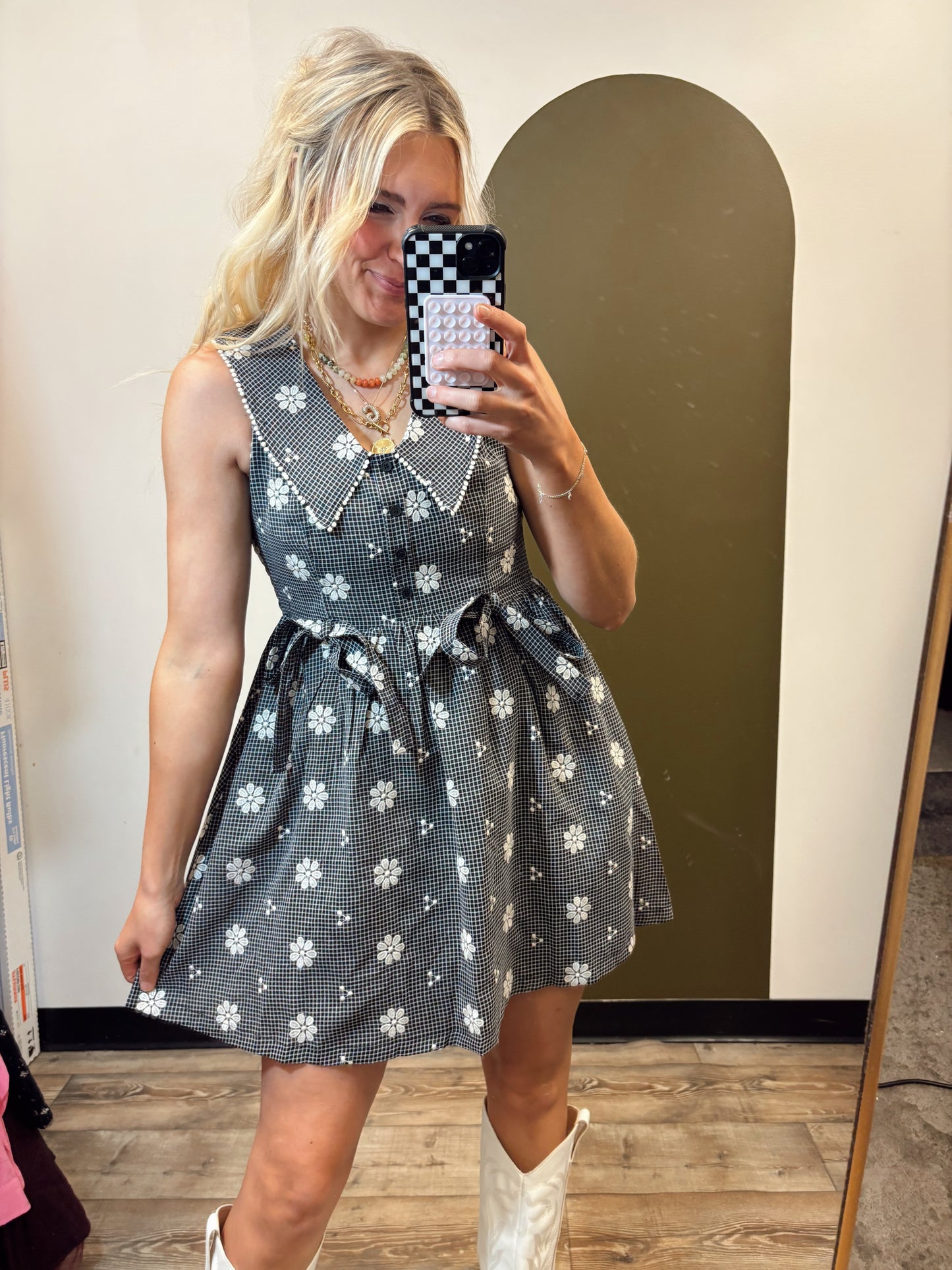 Daisy Doll Collared Dress
