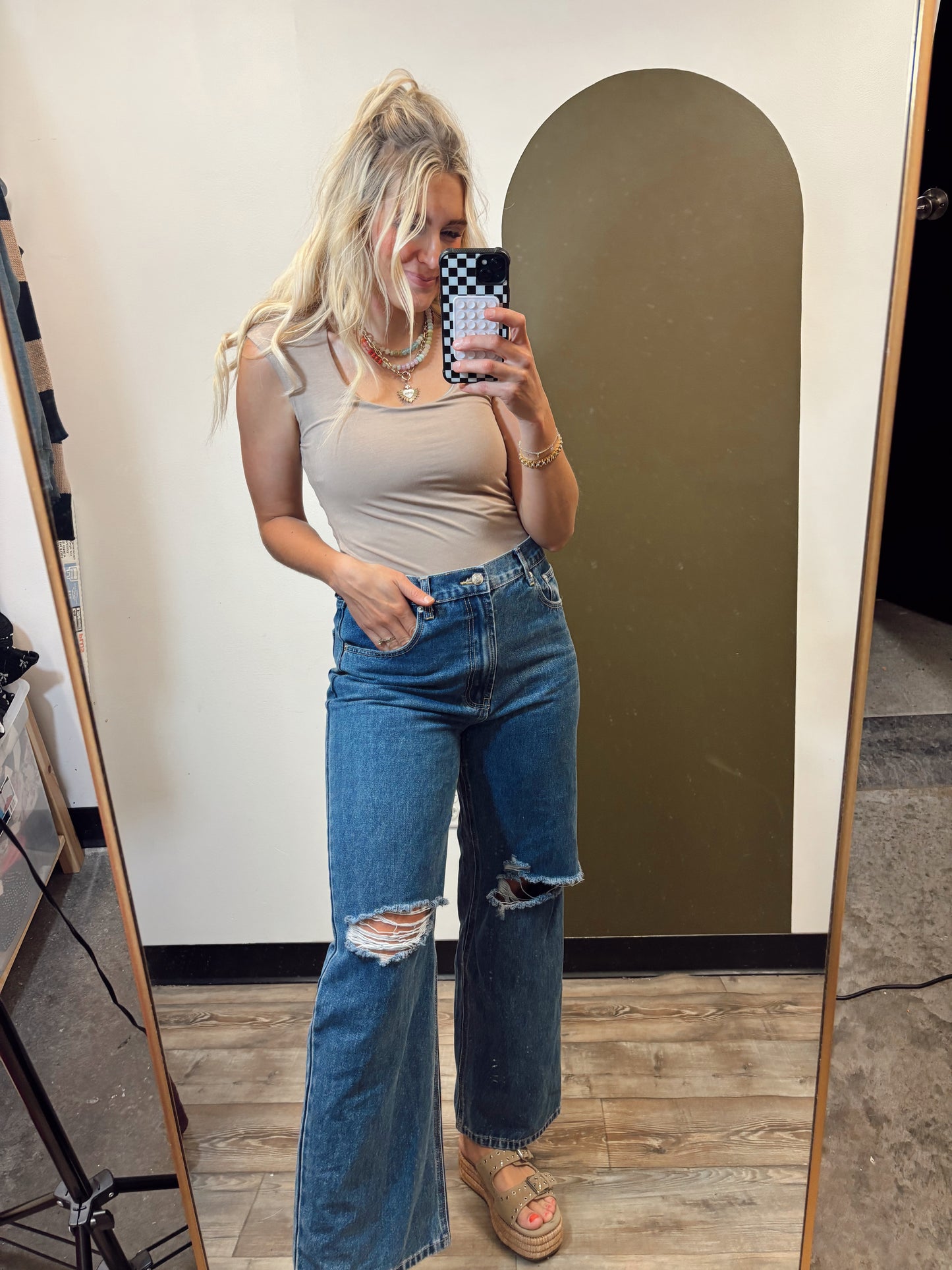 Khloe Scoop Top (Khaki)
