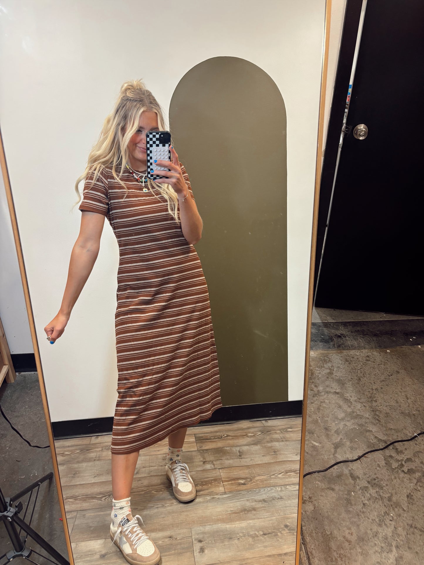 Kaylee Stripe Maxi (Brown)
