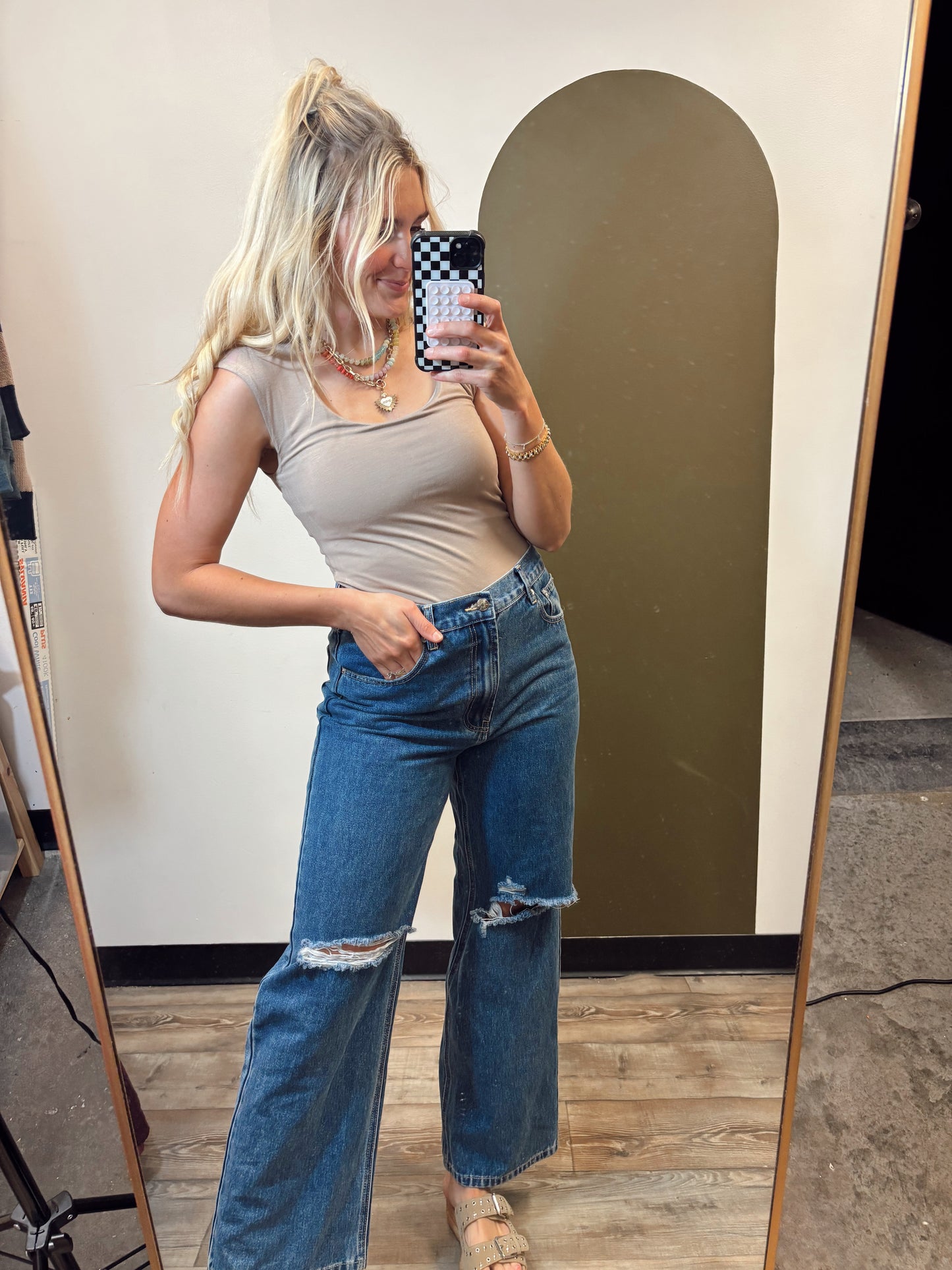 Khloe Scoop Top (Khaki)