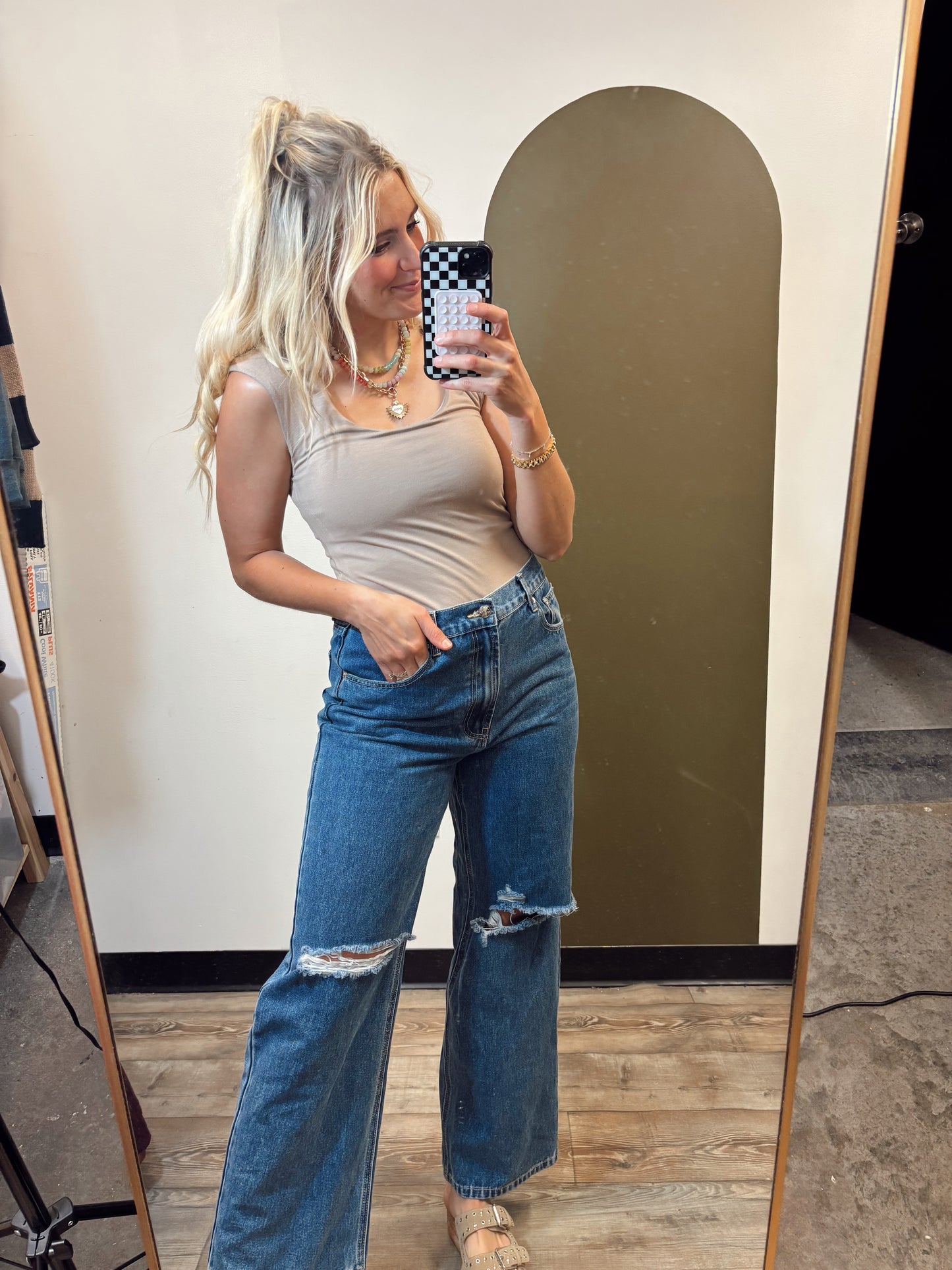 Khloe Scoop Top (Khaki)