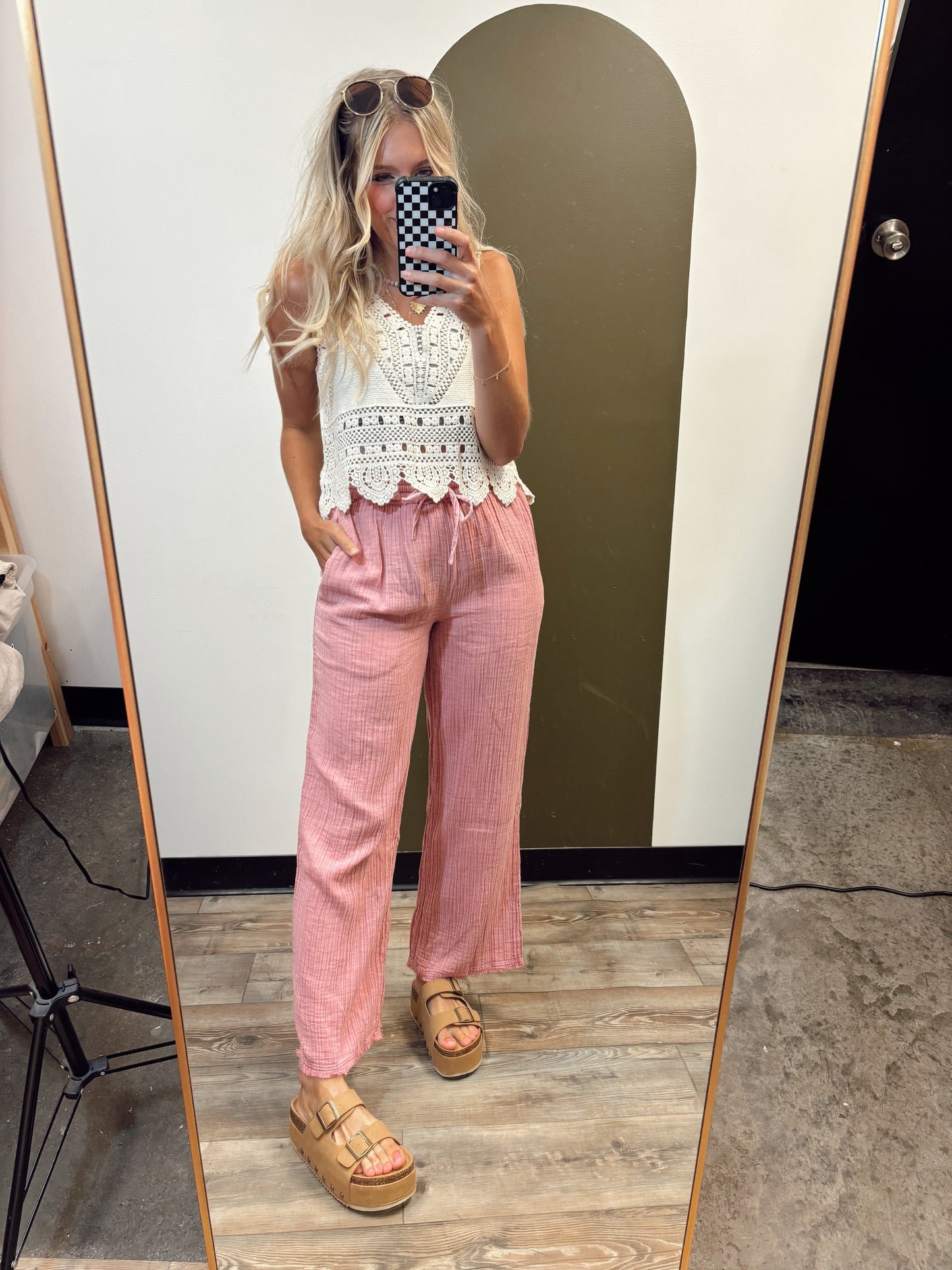 Enid Crinkle Pant (Blush)