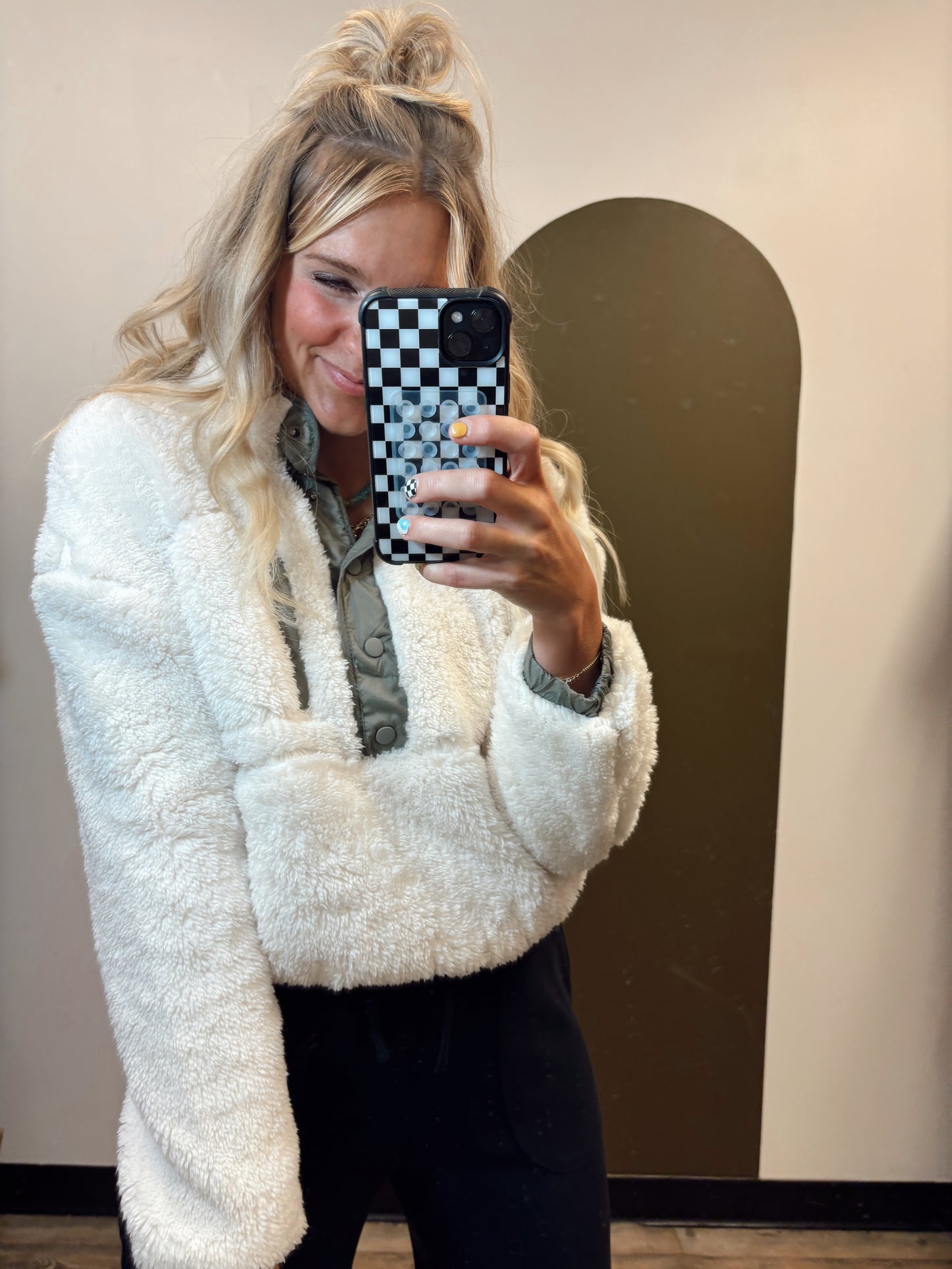 Reese Fuzzy Pullover