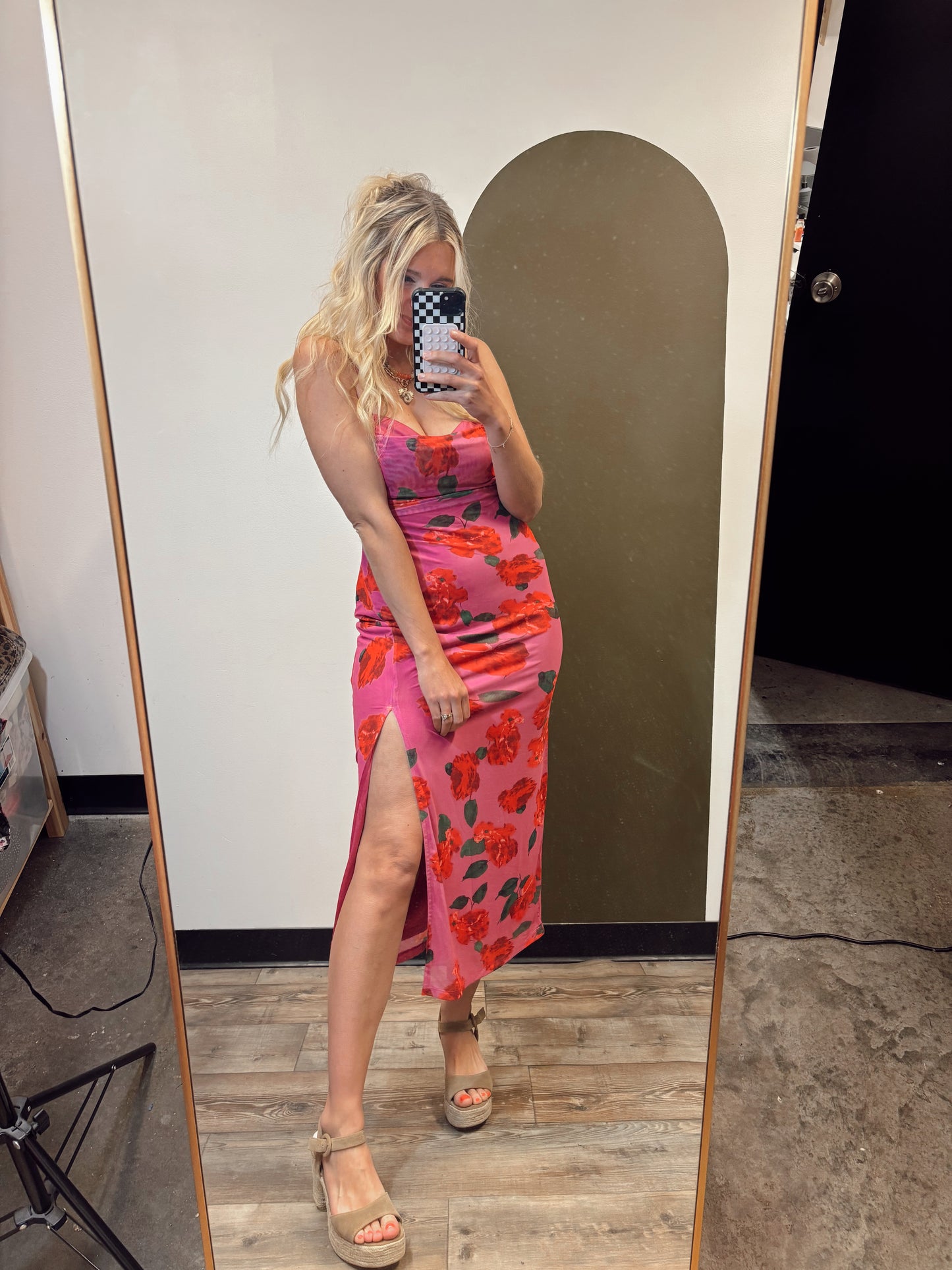 Sweet Rose Midi Dress