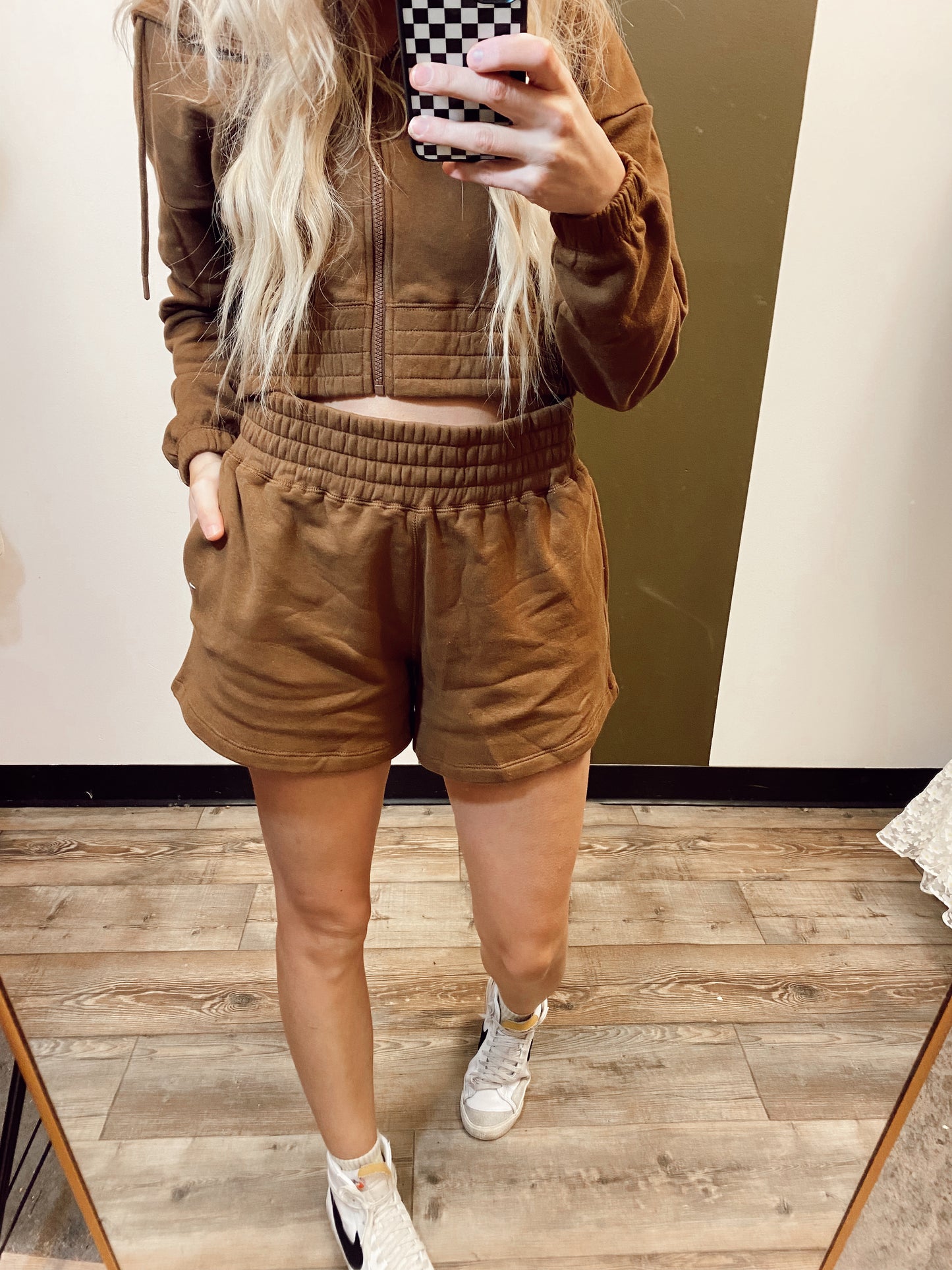 Lounge Around Short (Cocoa)