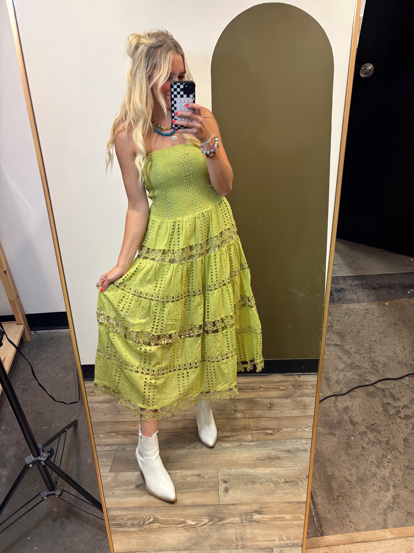Vineyard Eyelet Lace Dress (Grass)