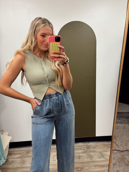 Kerri Knit Button Vest (Sage)