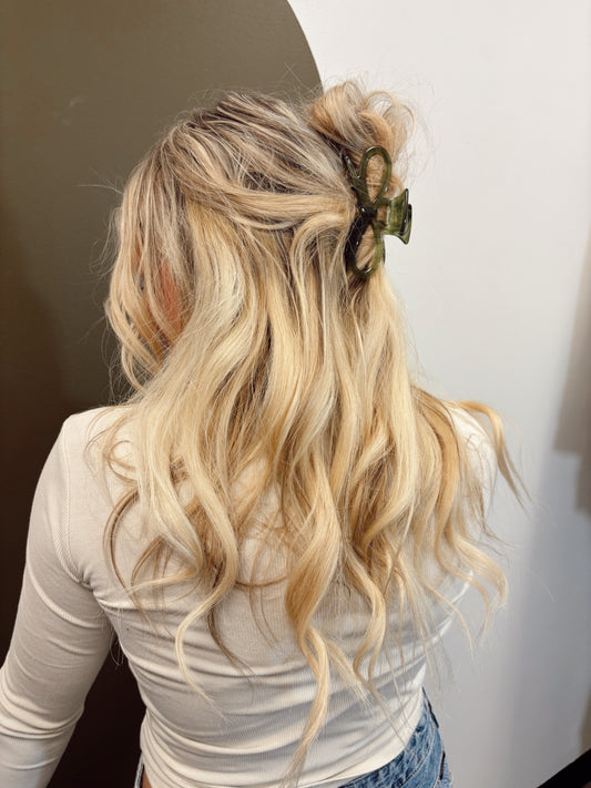 Remi Bow Claw Clip