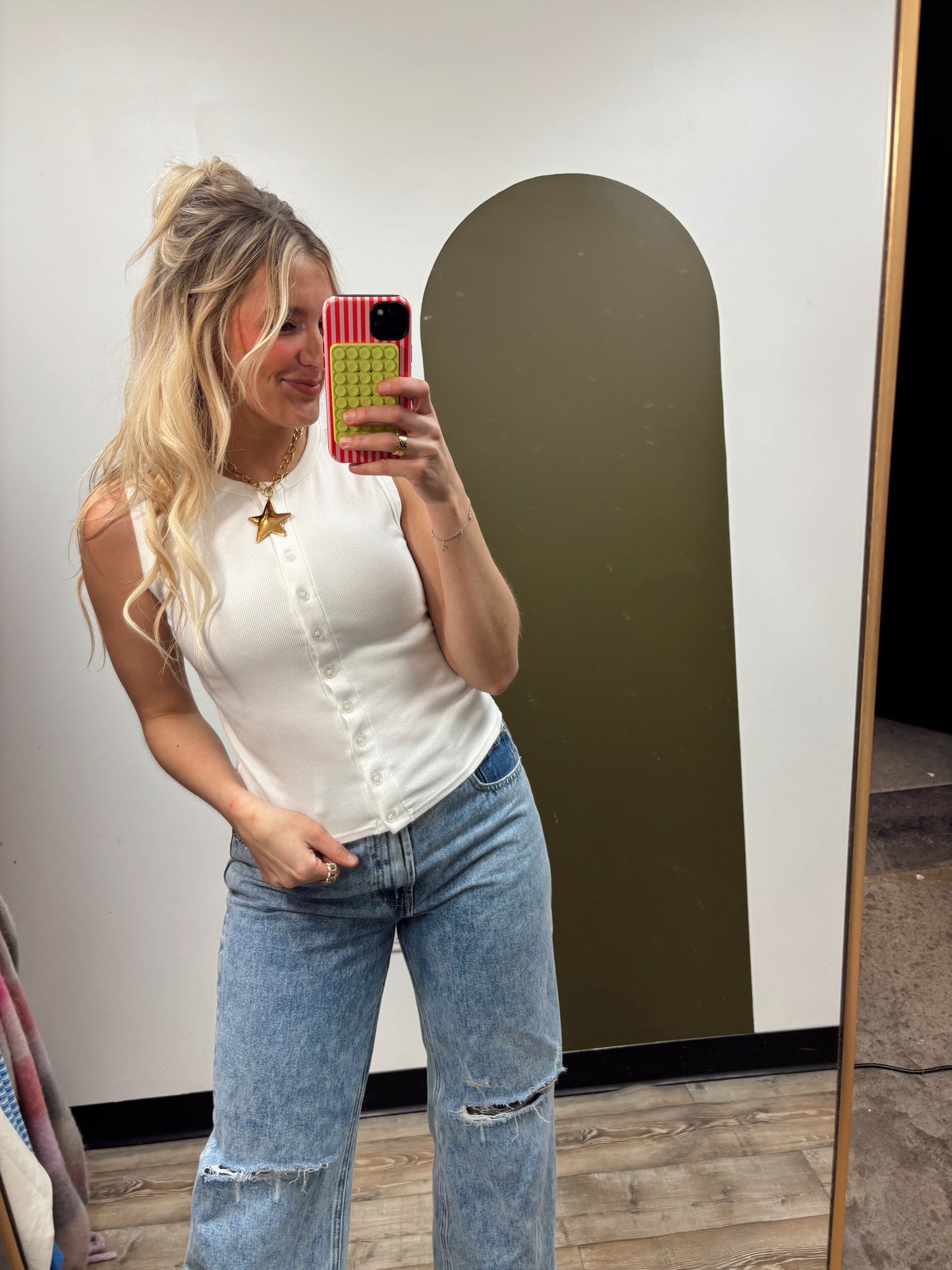 Button And Rib Tank (White)