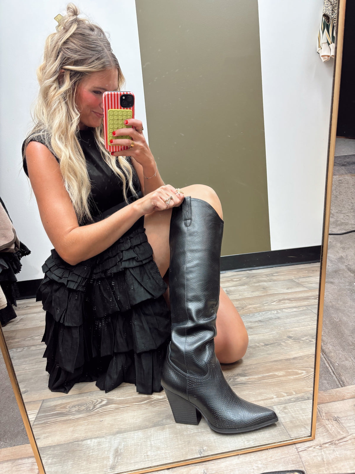 Barcelona Boot (Black Vegan Leather)