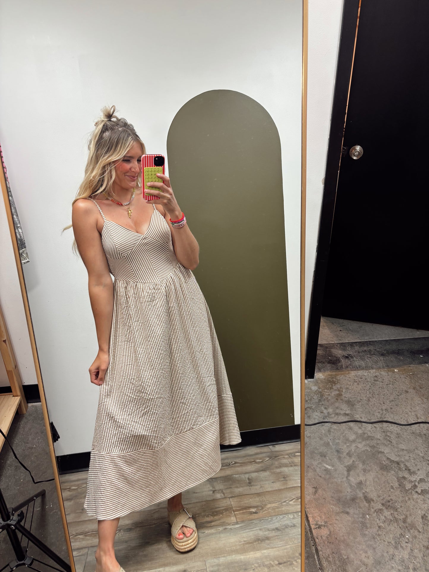Make Memories Stripe Maxi (Brown)