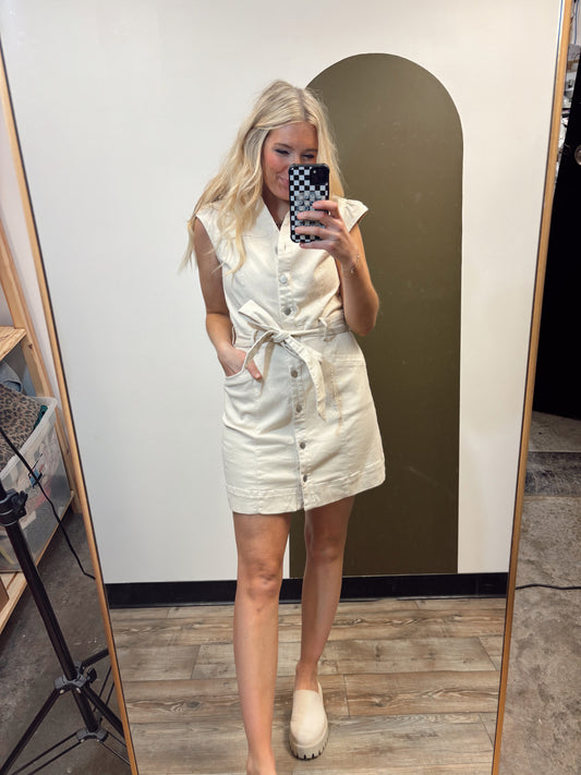Kathleen Button Dress (Sand)