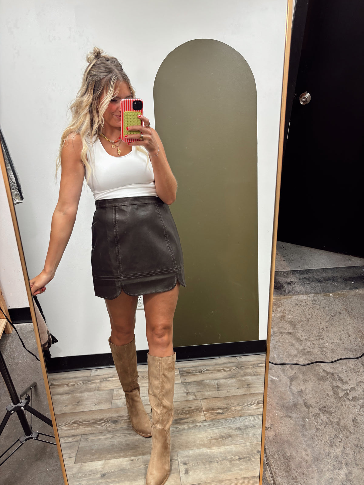 Coco Vegan Leather Skirt (Brown)