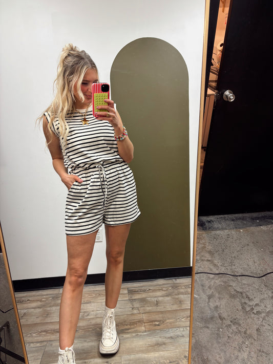 Ari Romper