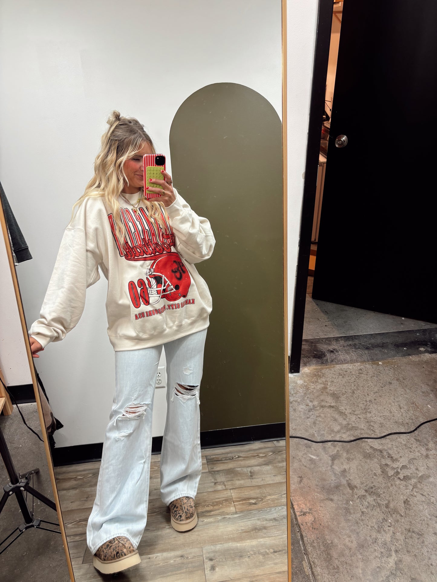 90's Kansas City Sweatshirt (Cream)