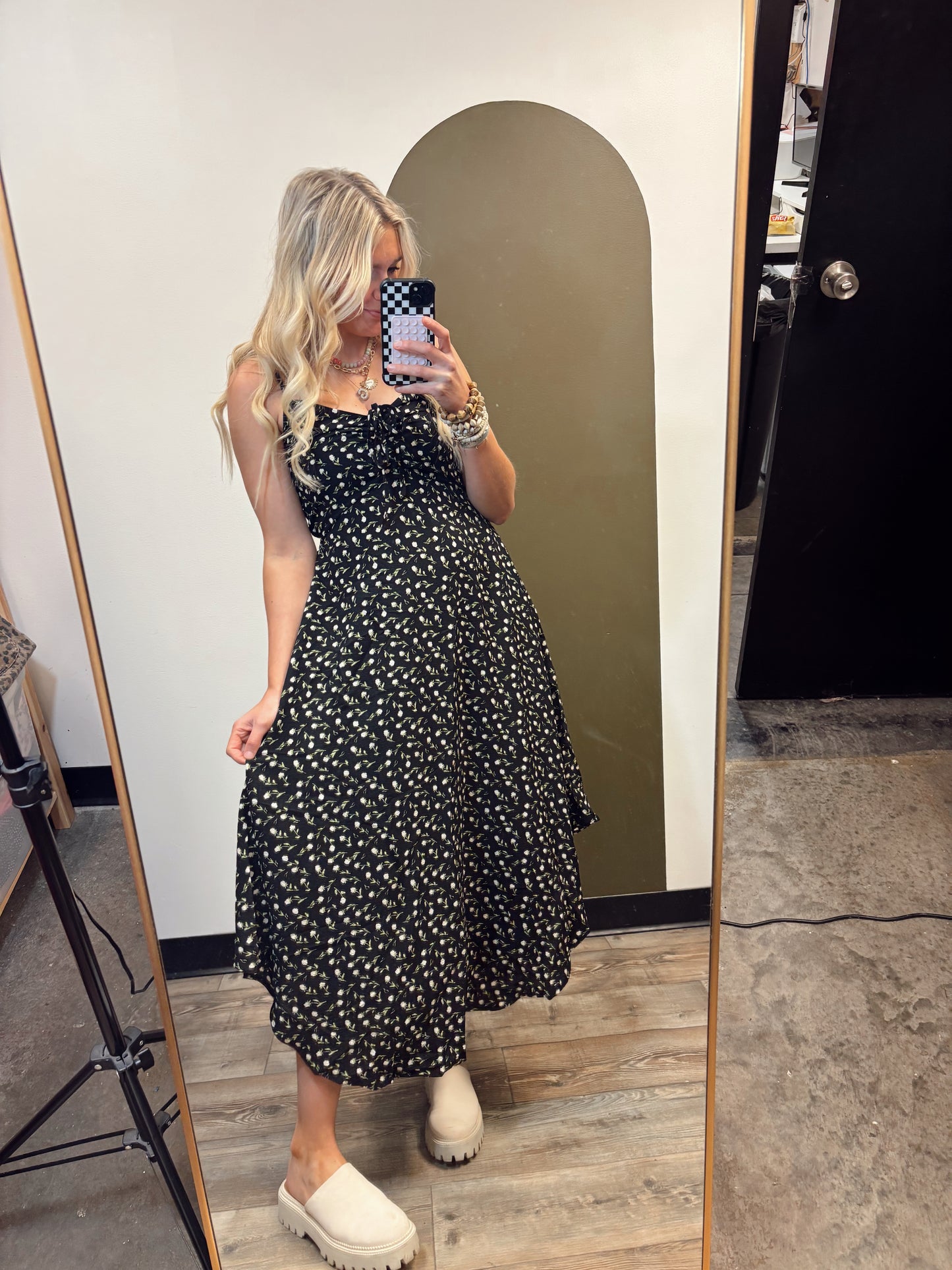 Jess Floral Maxi Dress (Black)