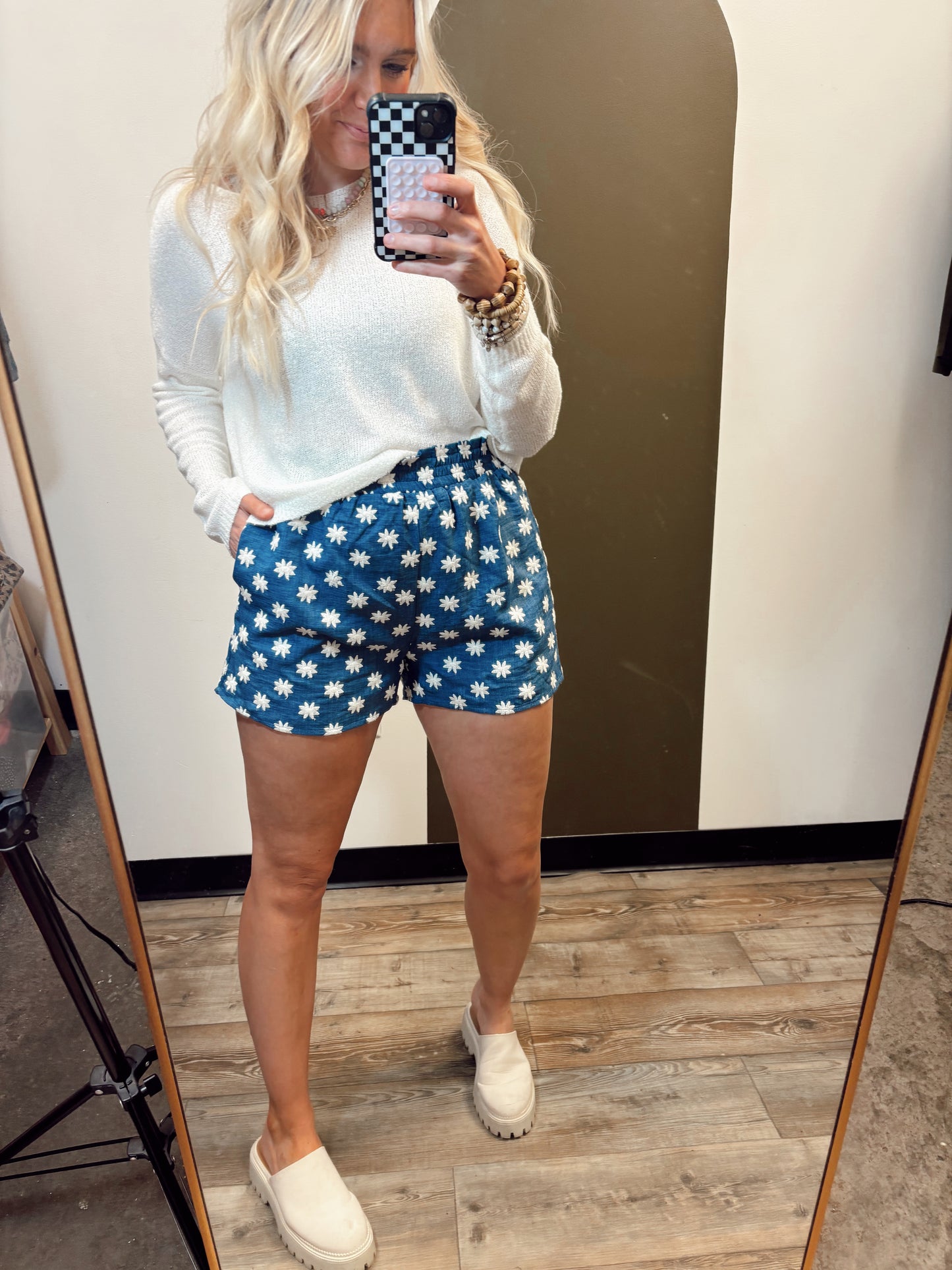 Madison Emb Short