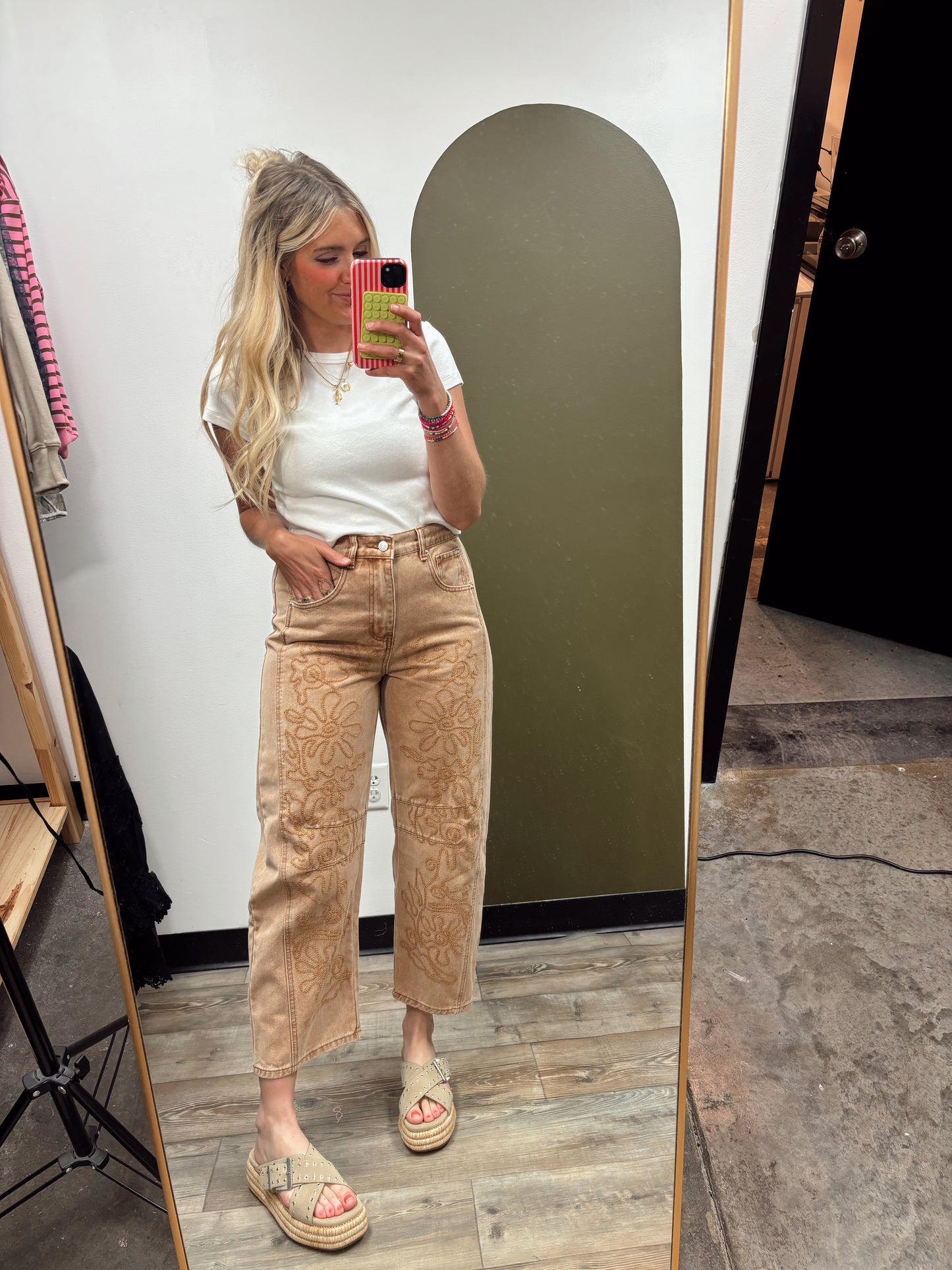 Embroidered Detail Barrel Pant (Rust)
