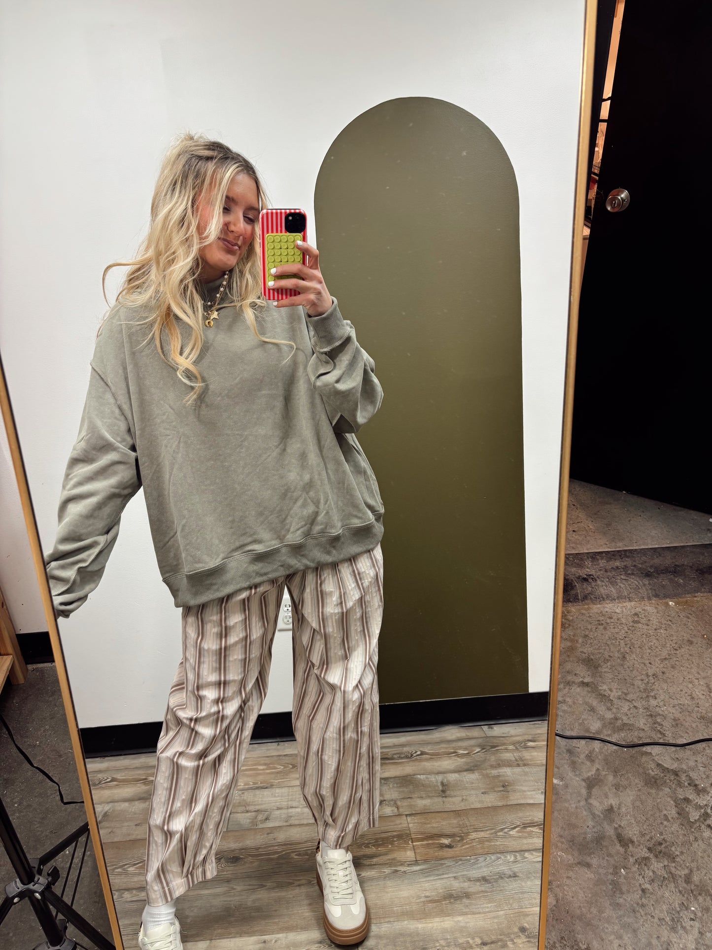 Liv Vintage Wash Mock Neck (Olive)