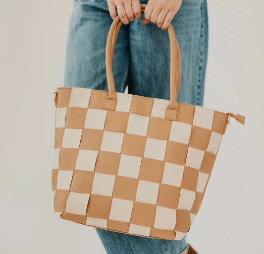 Courtney Checkered Tote (Brown )