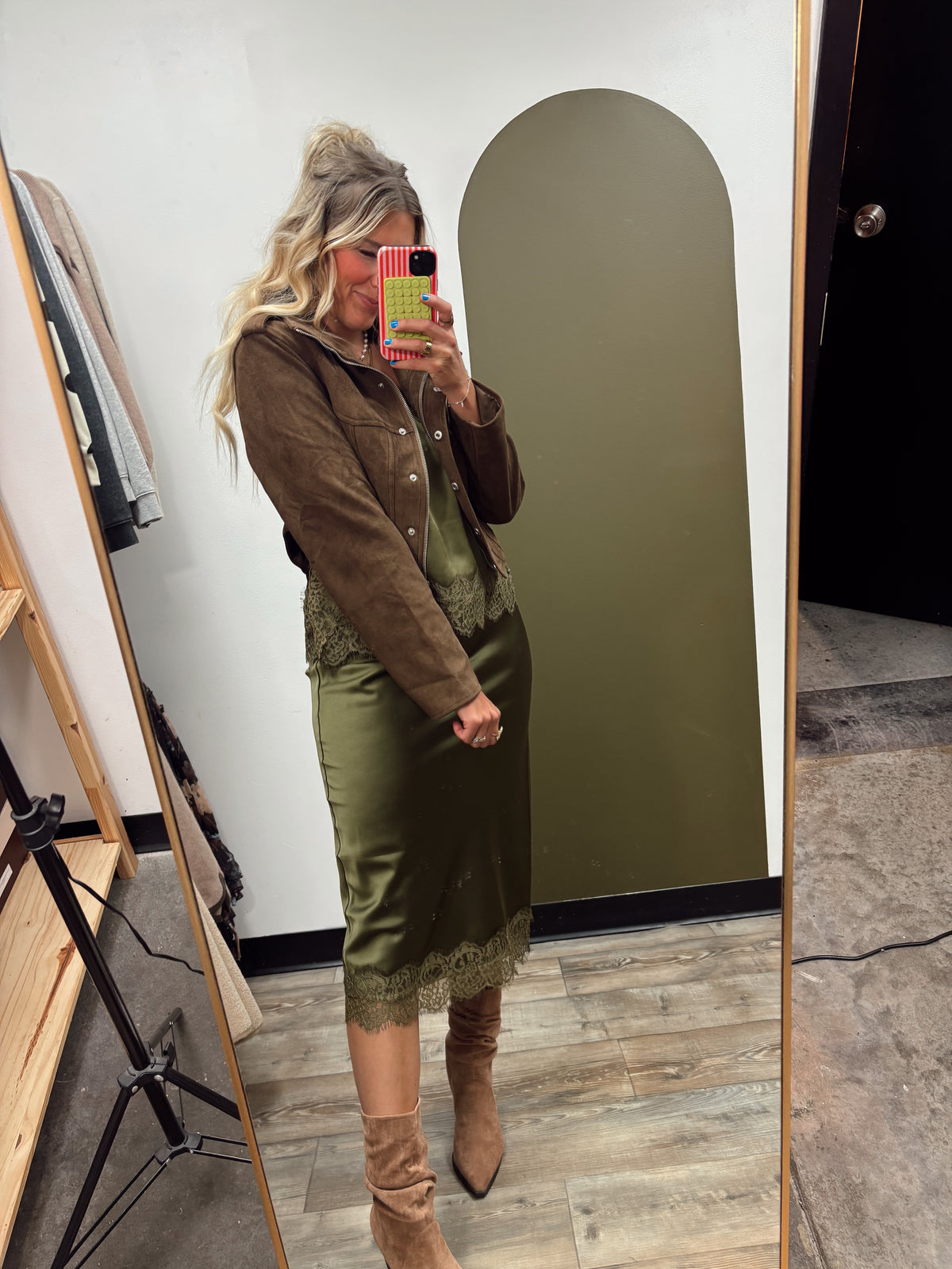 Road Warrior Suede Jacket (Brown)