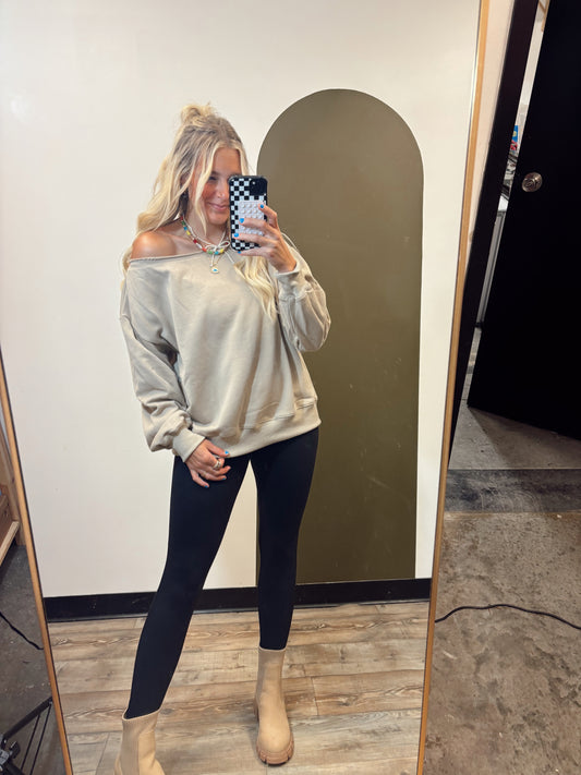 Evelyn Loose Fit Sweatshirt (Taupe)