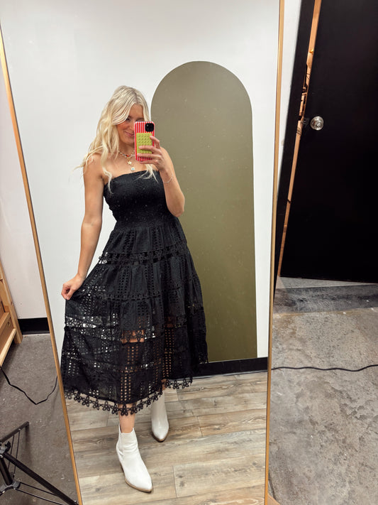 Vineyard Eyelet Dress (Black)