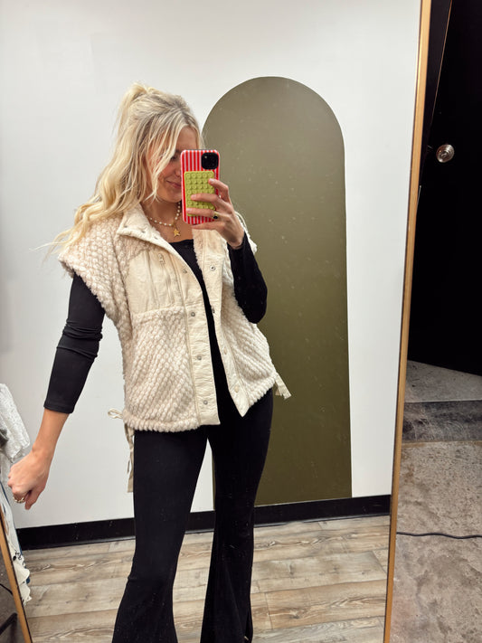 Rowan Vest (Cream)