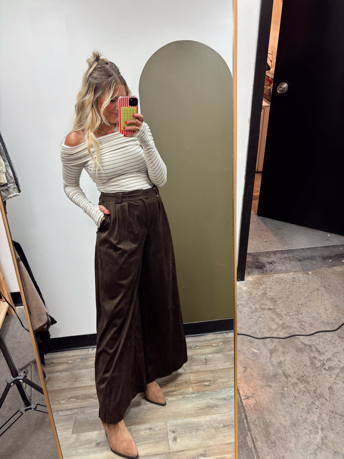 So Chic Wide Leg Pant (Chocolate)