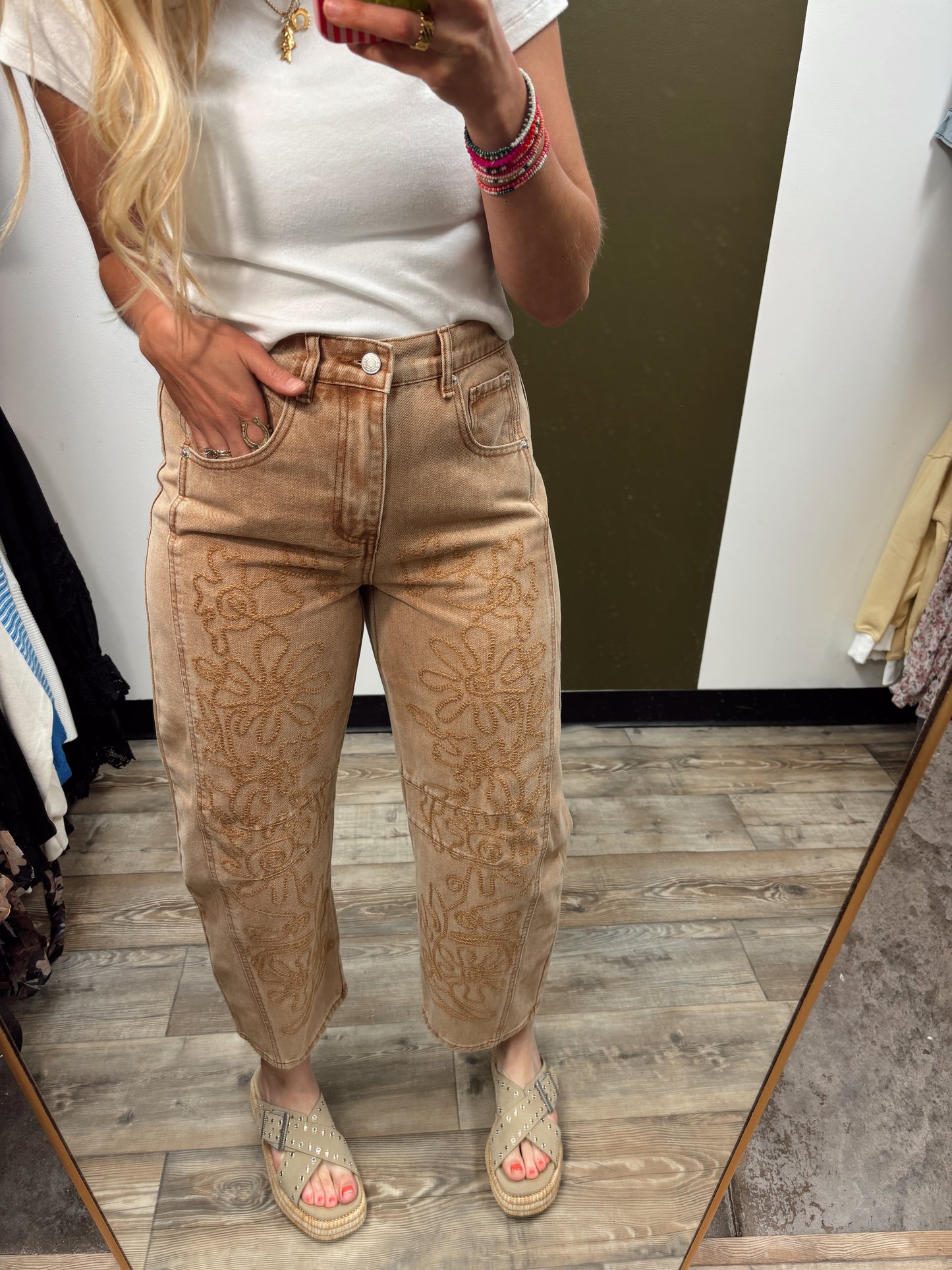 Embroidered Detail Barrel Pant (Rust)