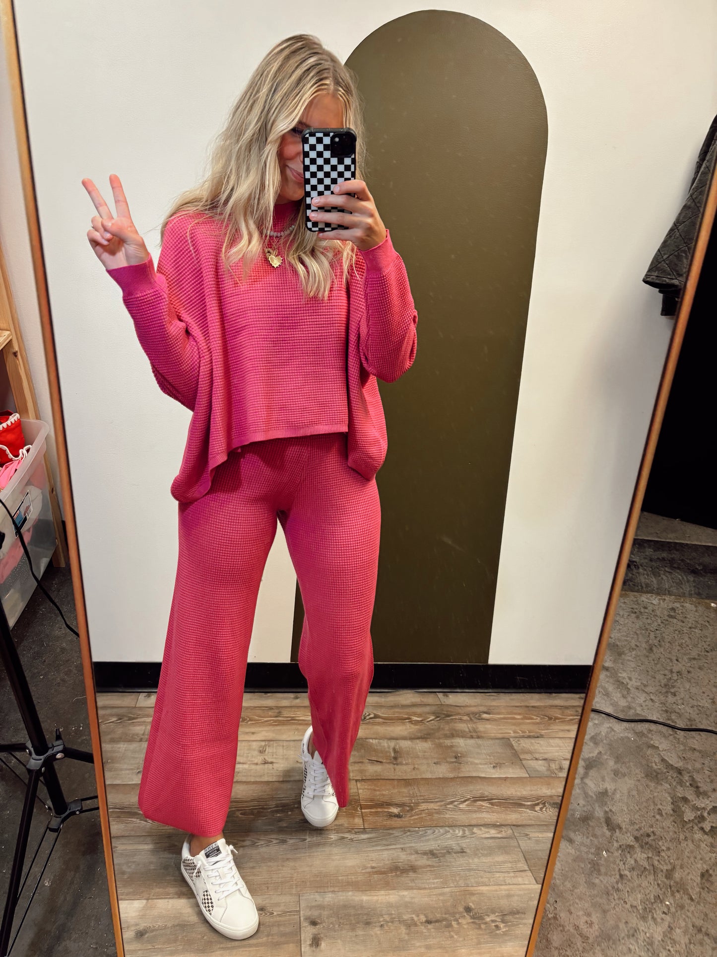 Rosy Textured Sweater (Pink)