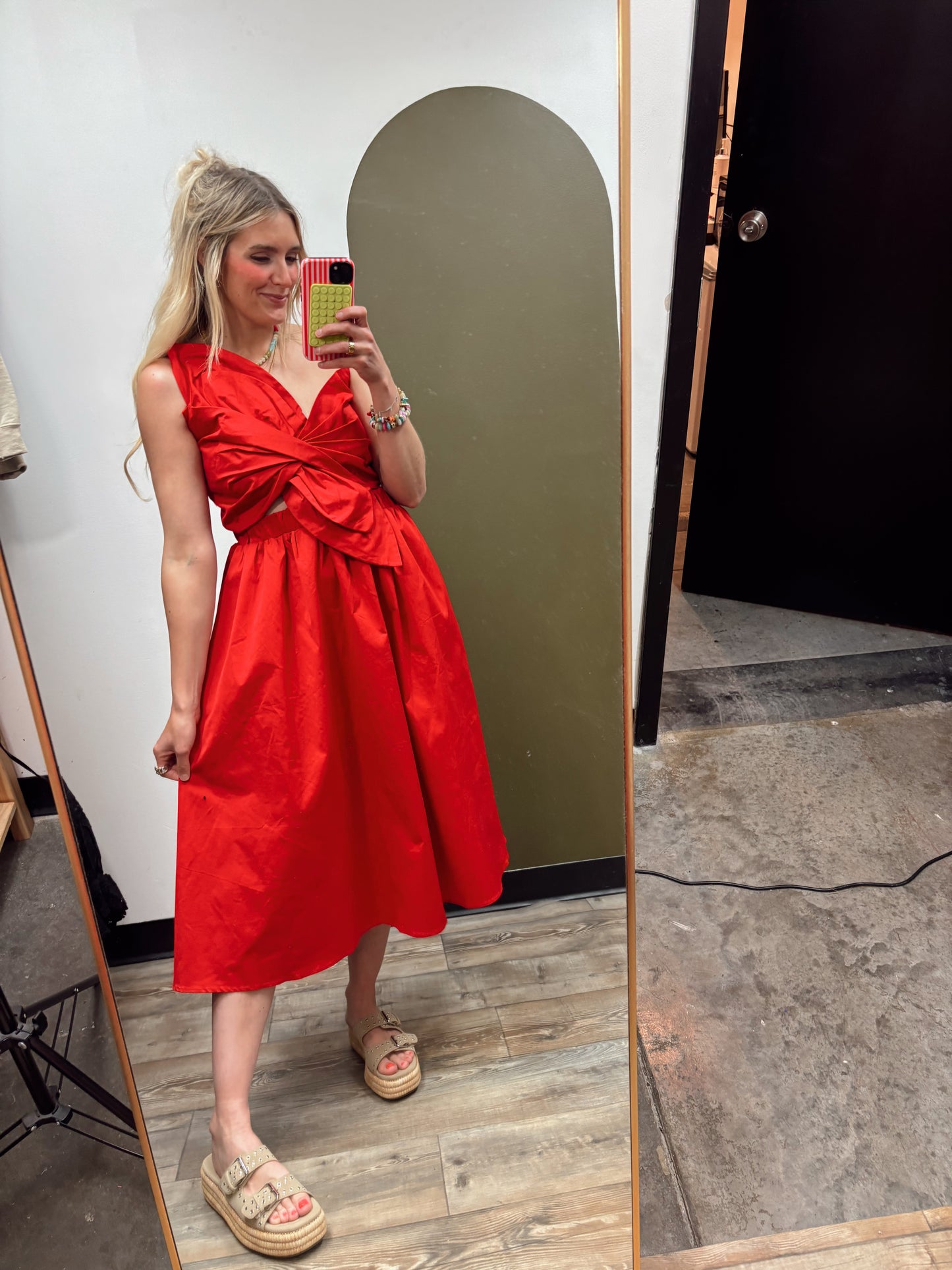Katrina Bow Midi Dress (Red)