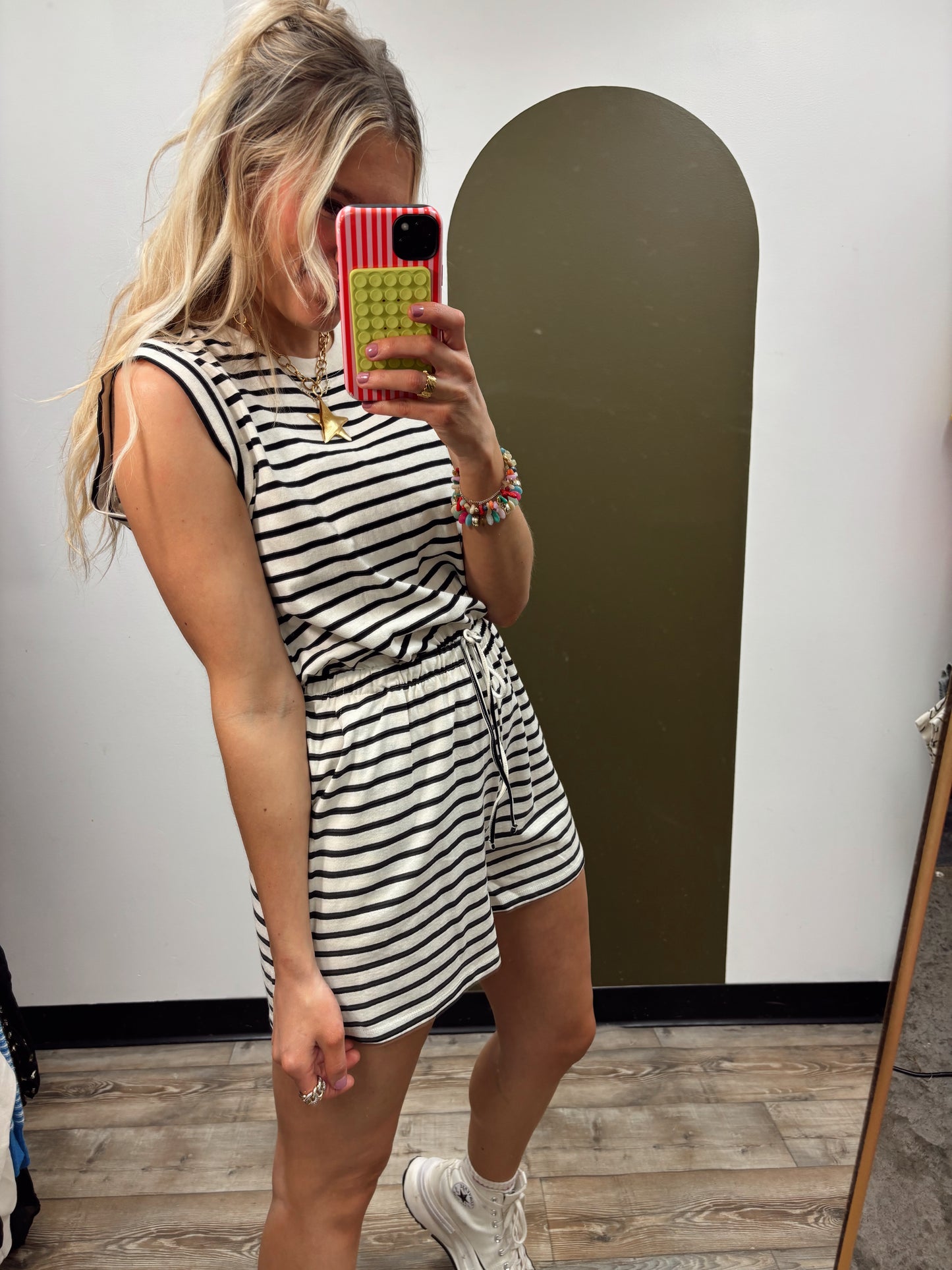 Ari Romper