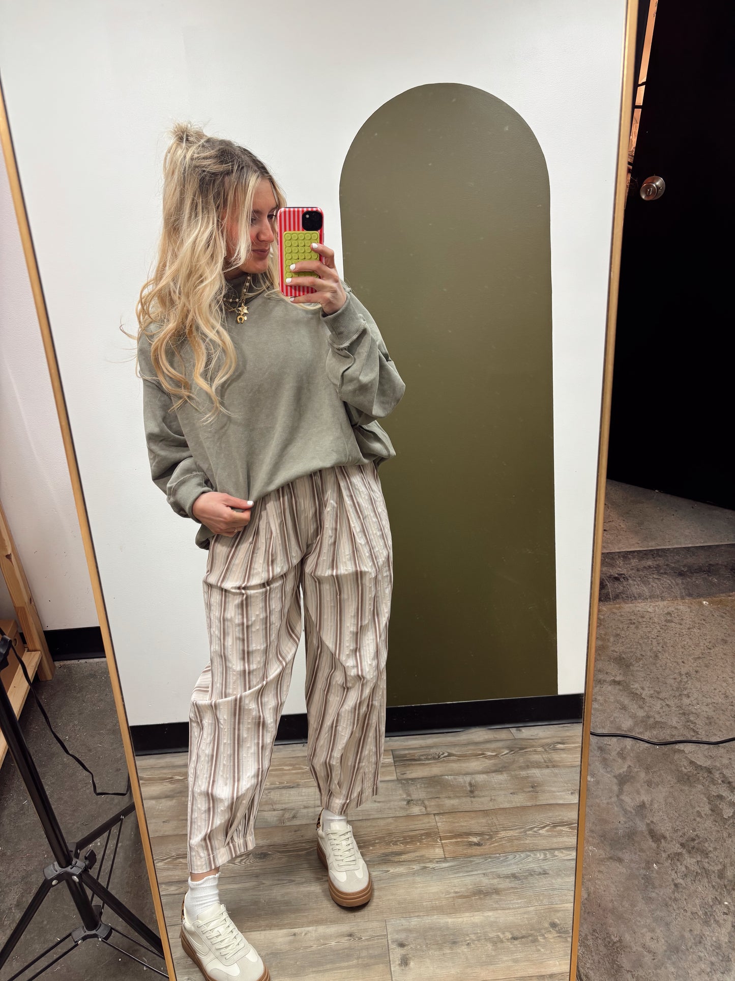 Liv Vintage Wash Mock Neck (Olive)