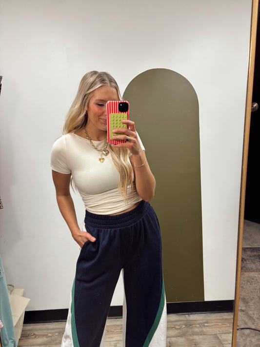 Kristin Basic Top (Cream)