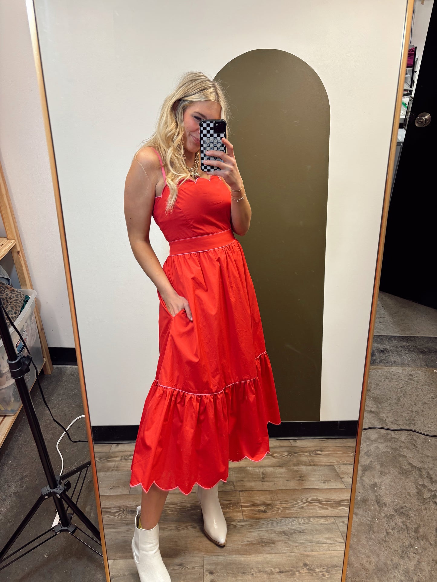 Darla Detail Midi Dress (Red)