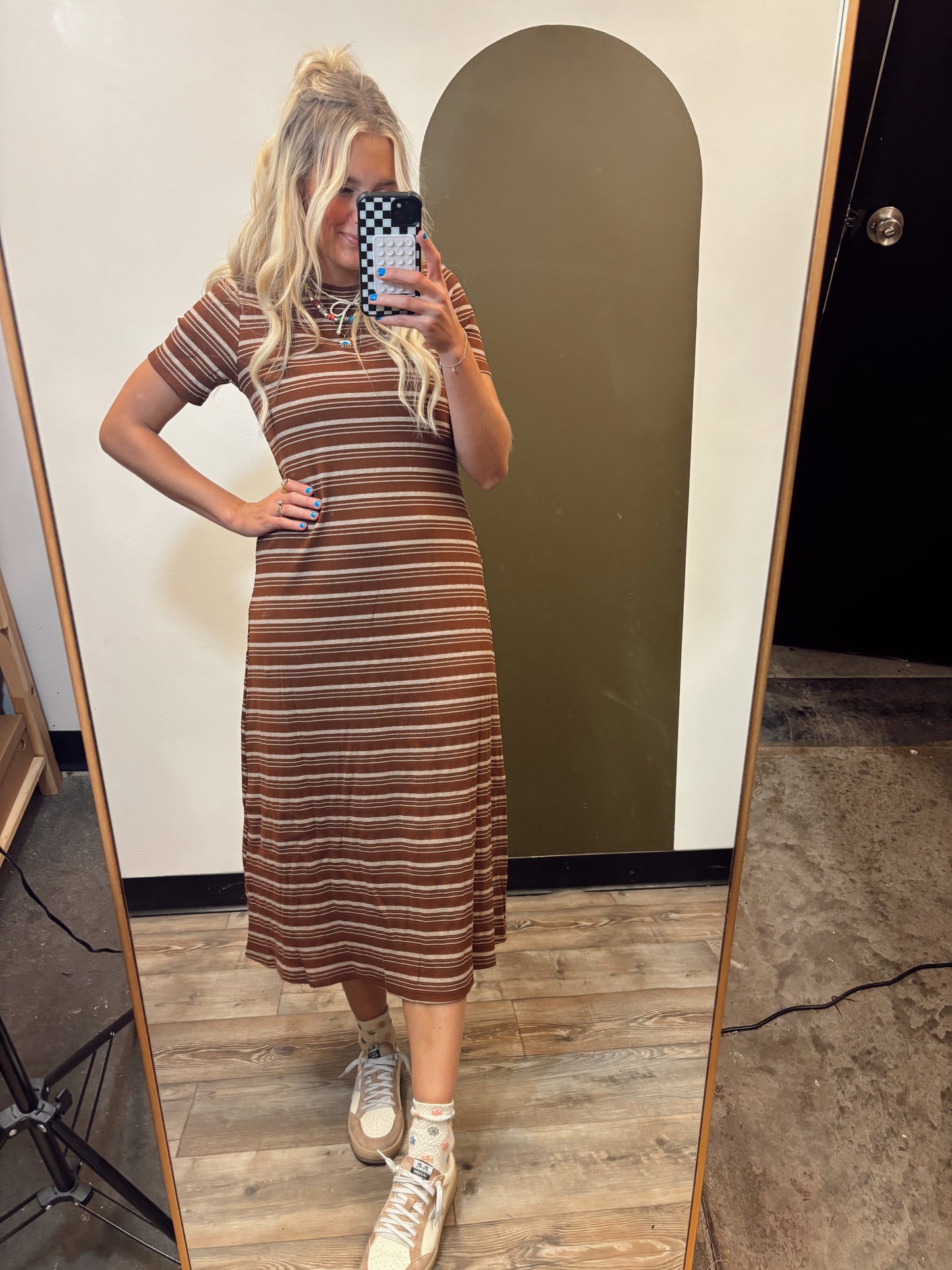 Kaylee Stripe Maxi (Brown)