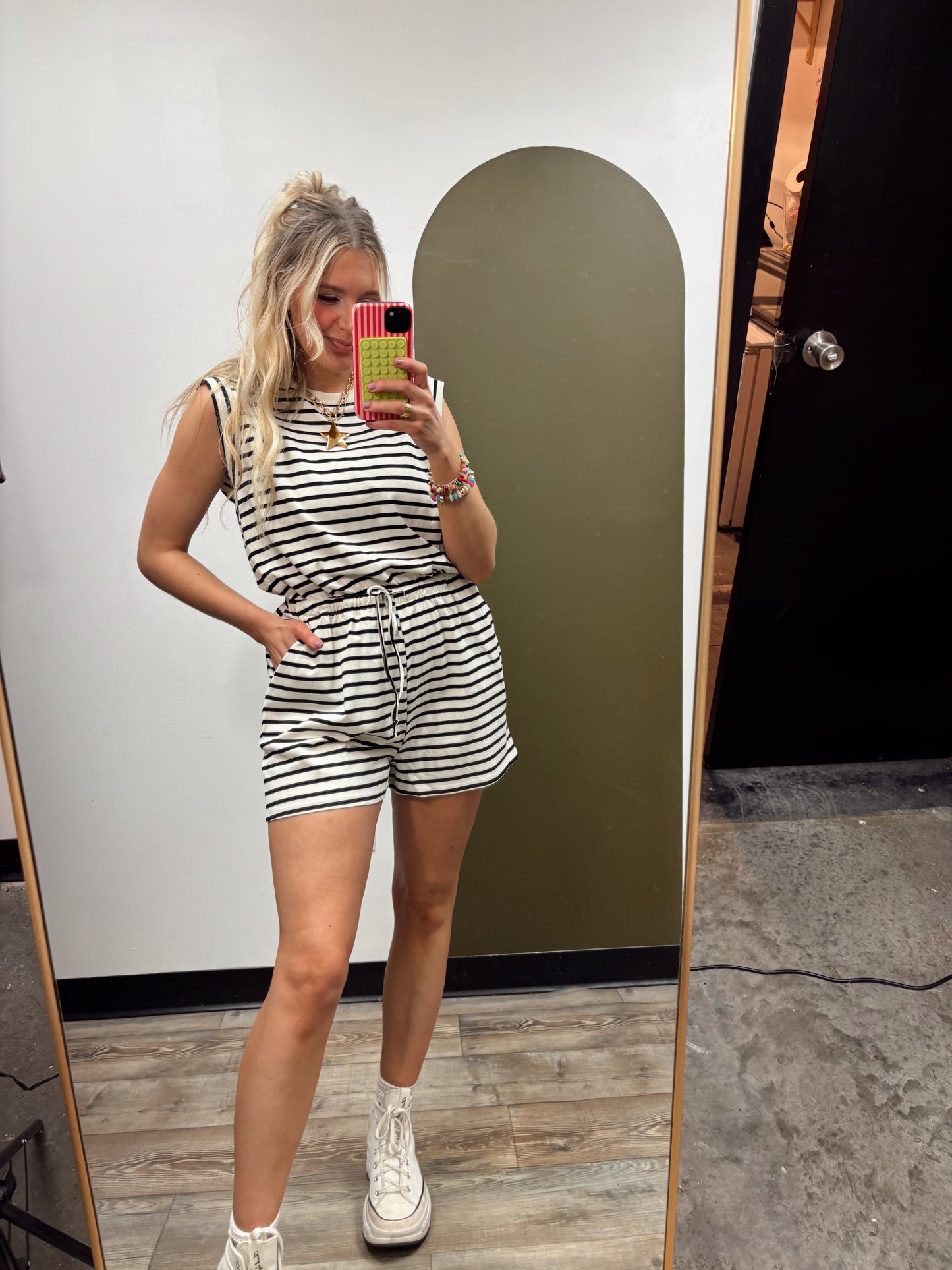 Ari Romper