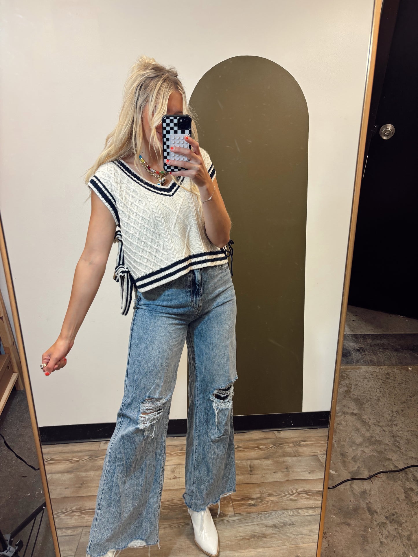 Side Line Sweater Vest