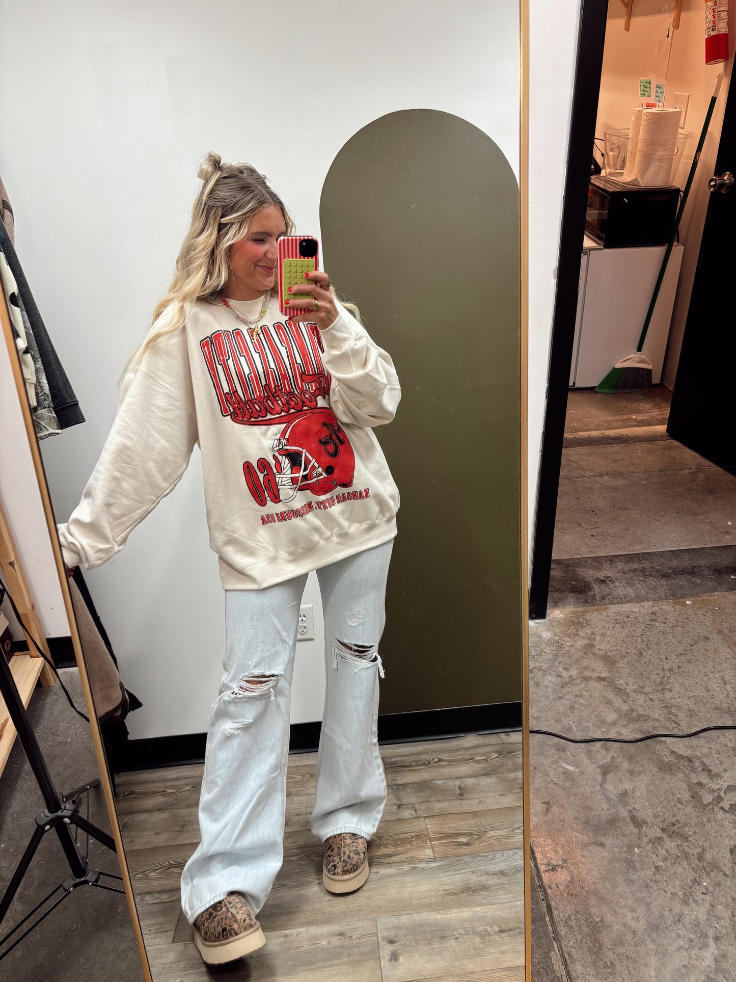 90's Kansas City Sweatshirt (Cream)