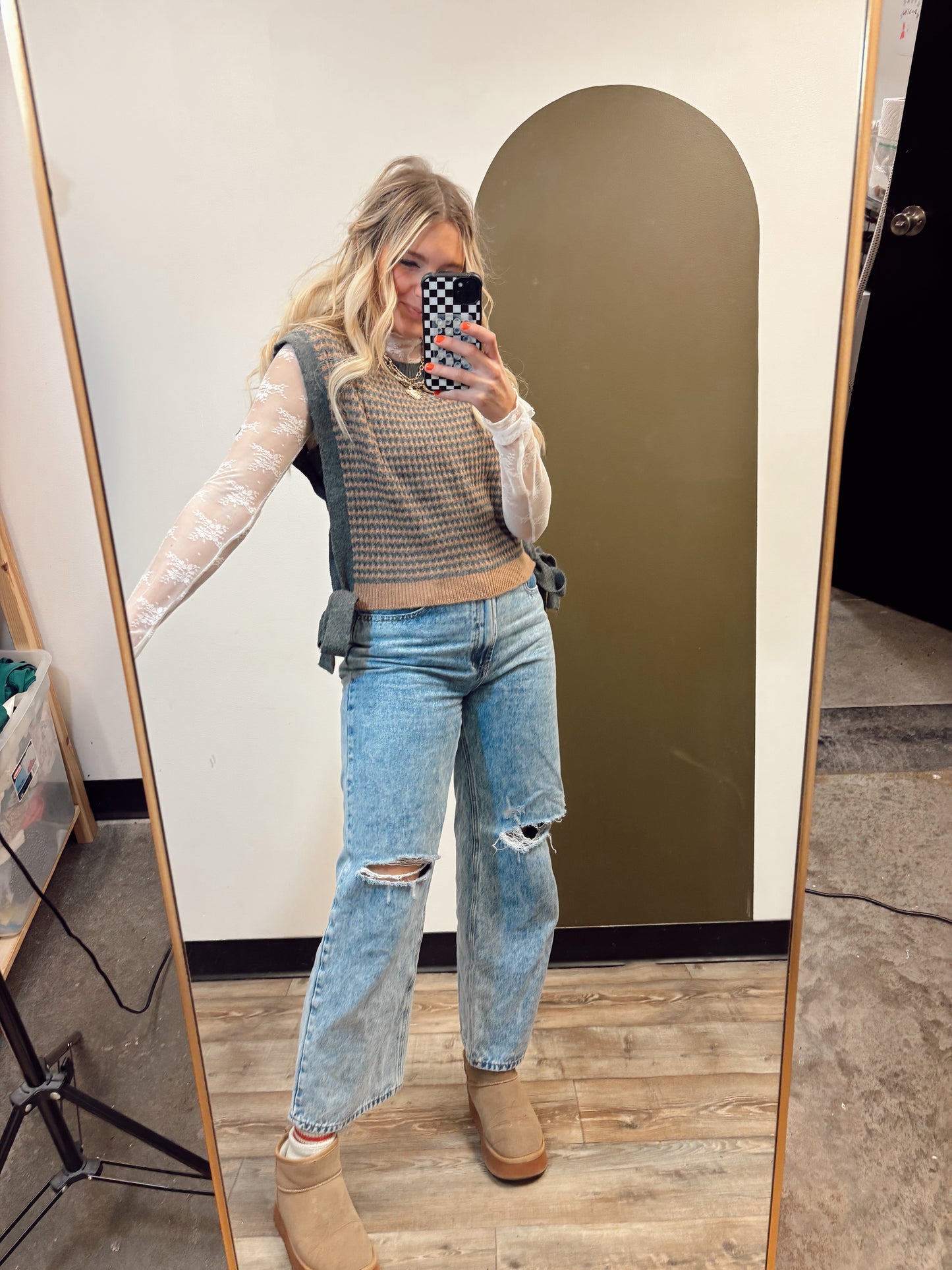Patsy Sweater Vest (Taupe)
