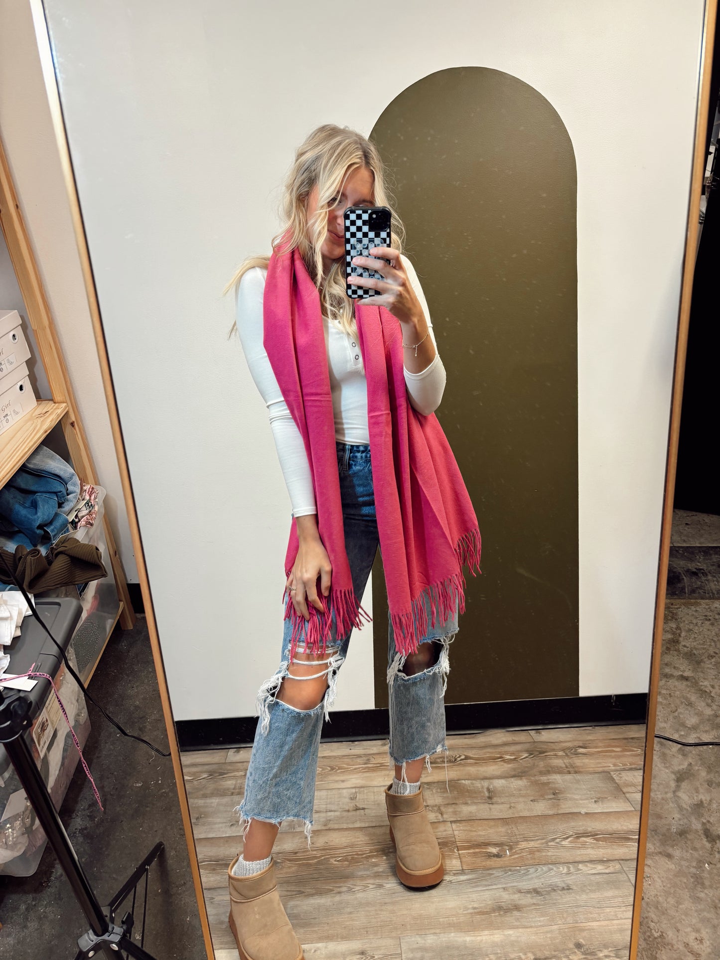 Cozy & Essential Scarf (Pink)