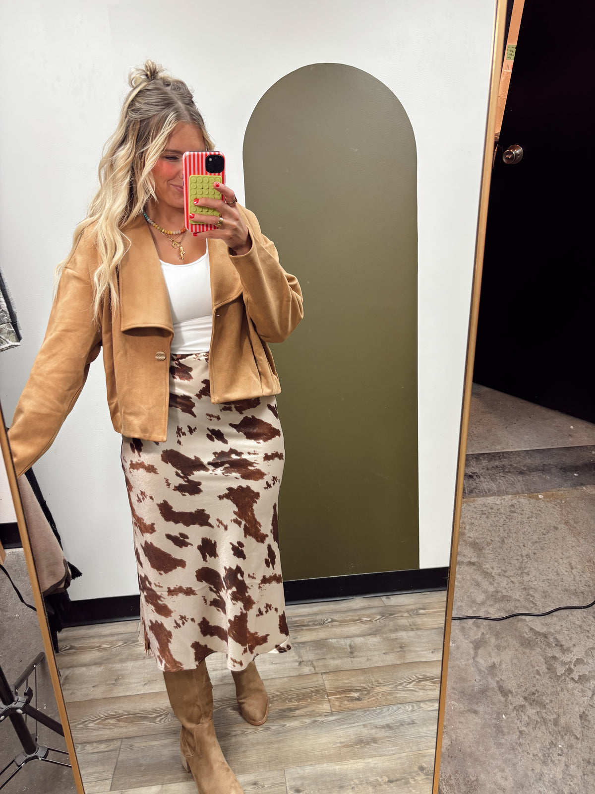 Marilyn Bubble Hem Jacket (Tan)
