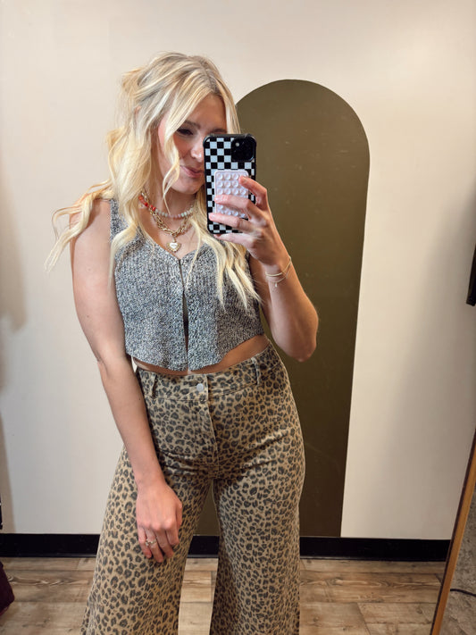 Cassandra Knit Vest (B&W)
