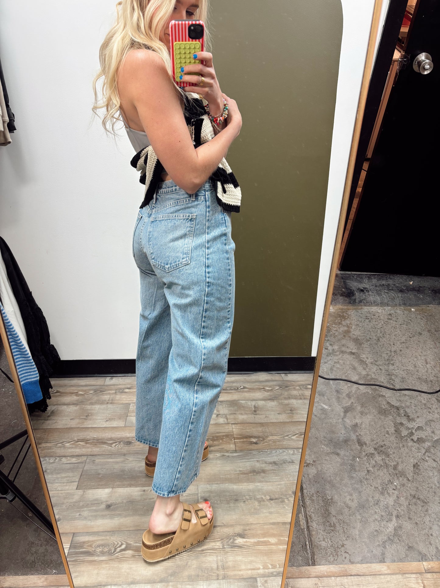 Twist Barrel Jean