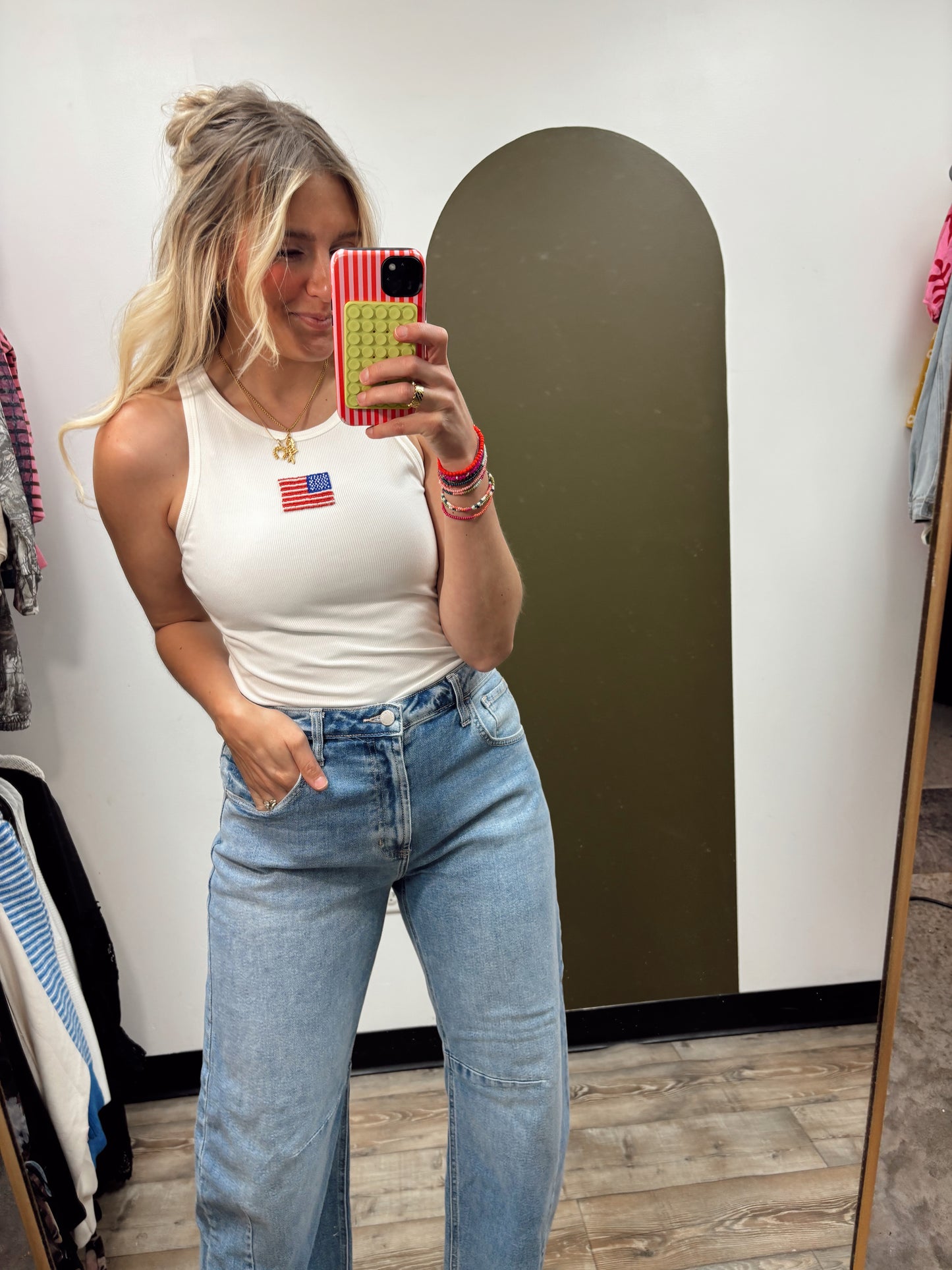 Flag Beaded Tank