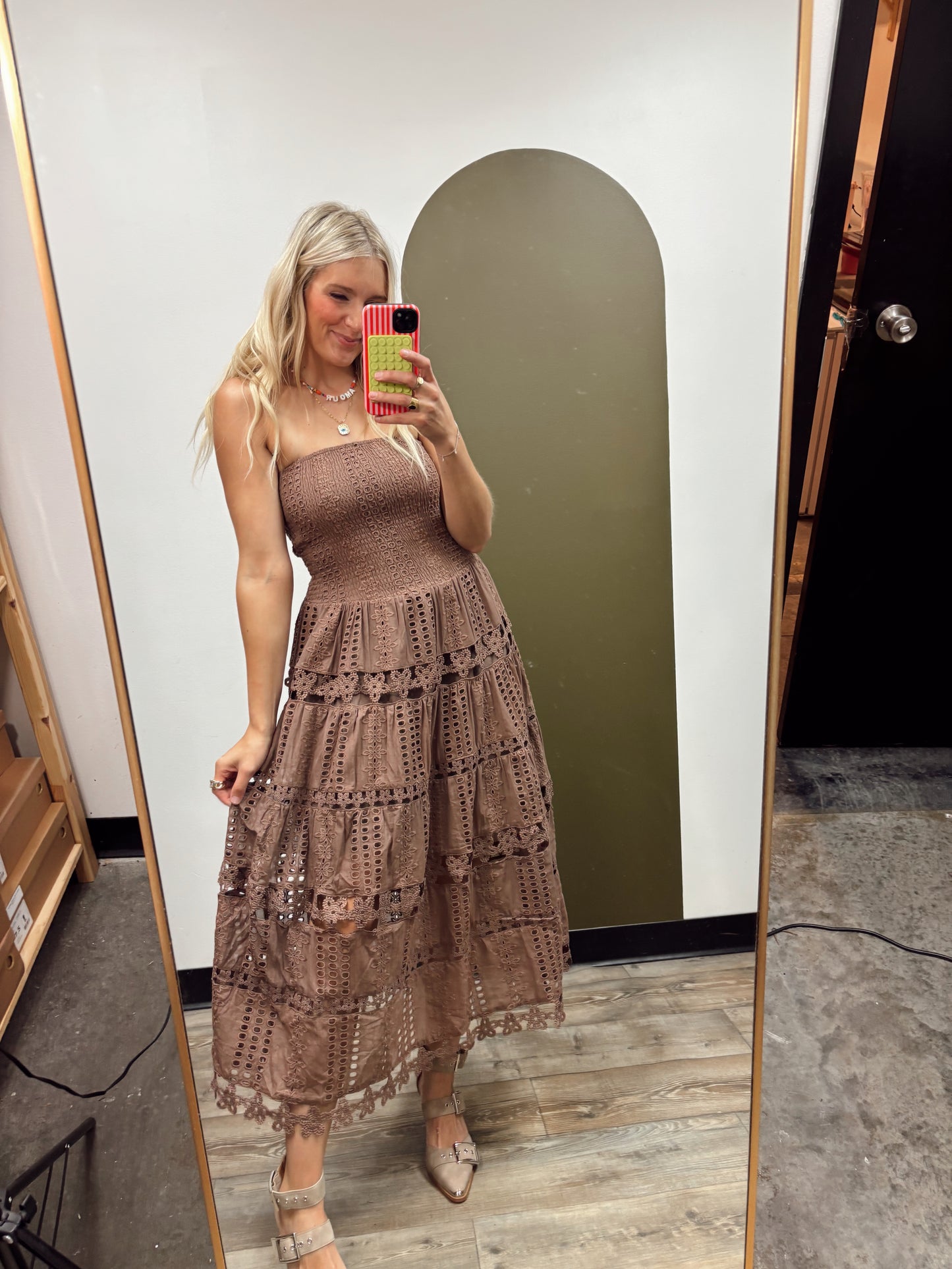 Vineyard Eyelet Dress (Nutmeg)